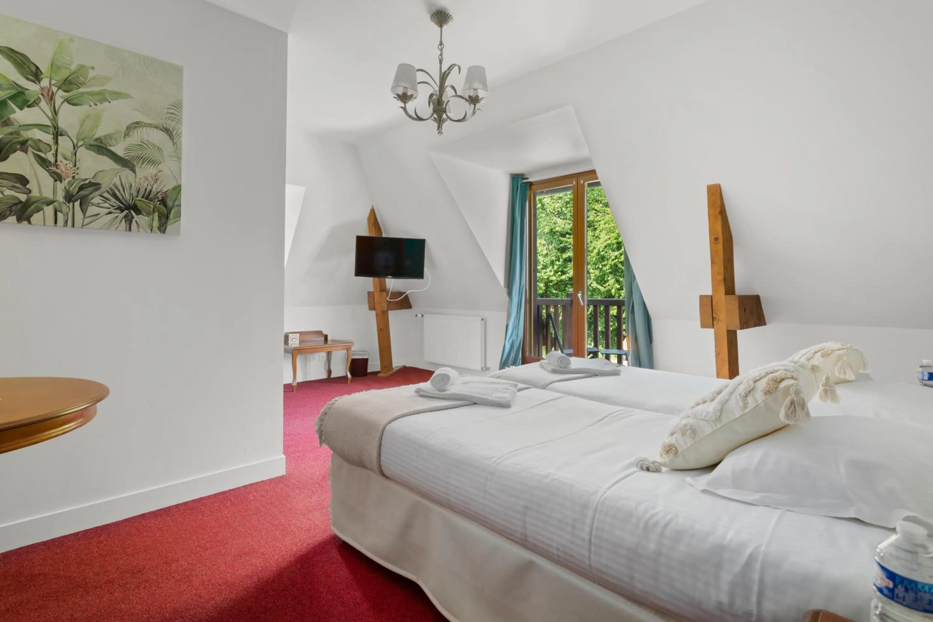 Bed in Hôtel Le Romantica