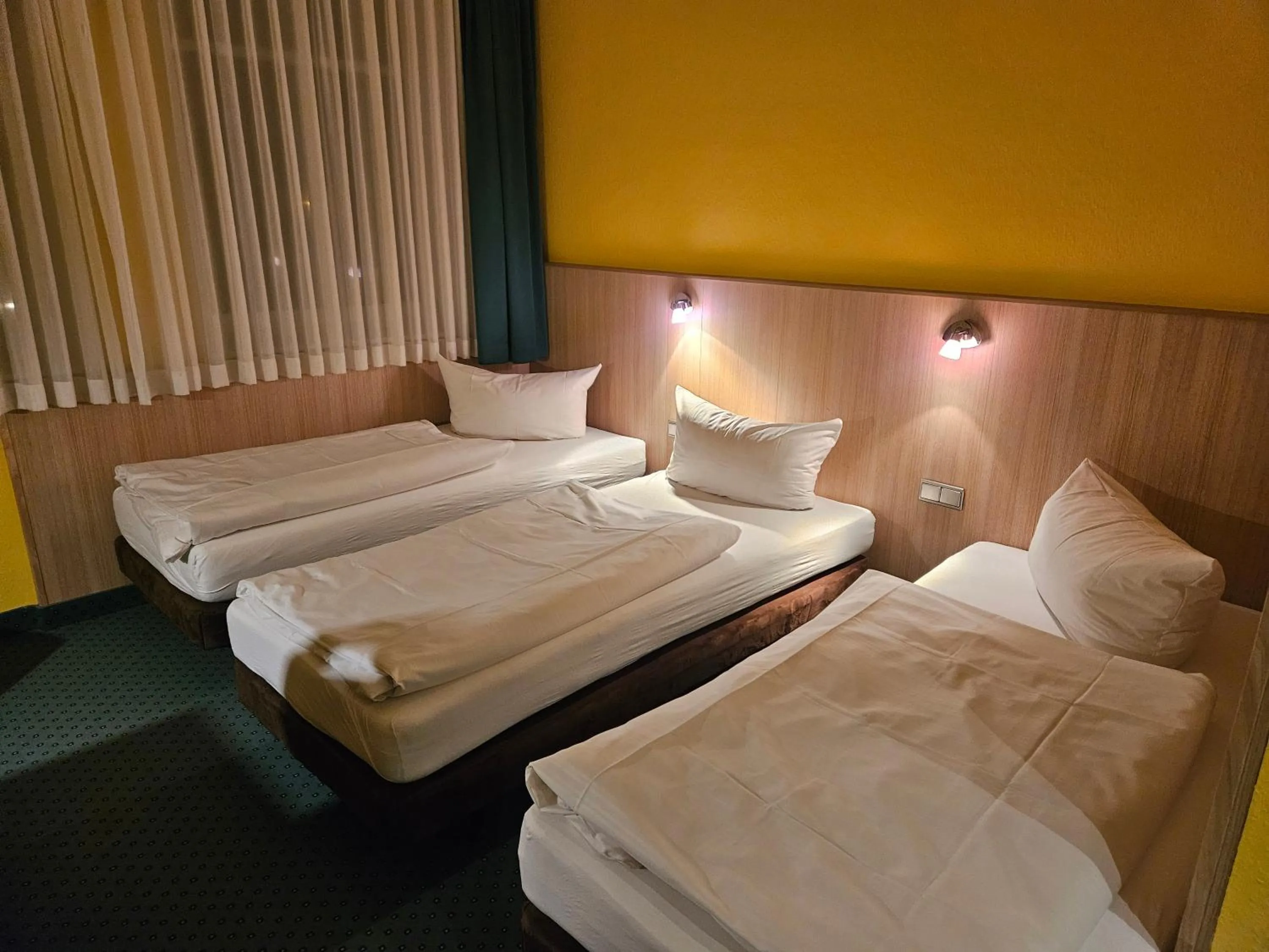 Photo of the whole room, Bed in Hotel A2