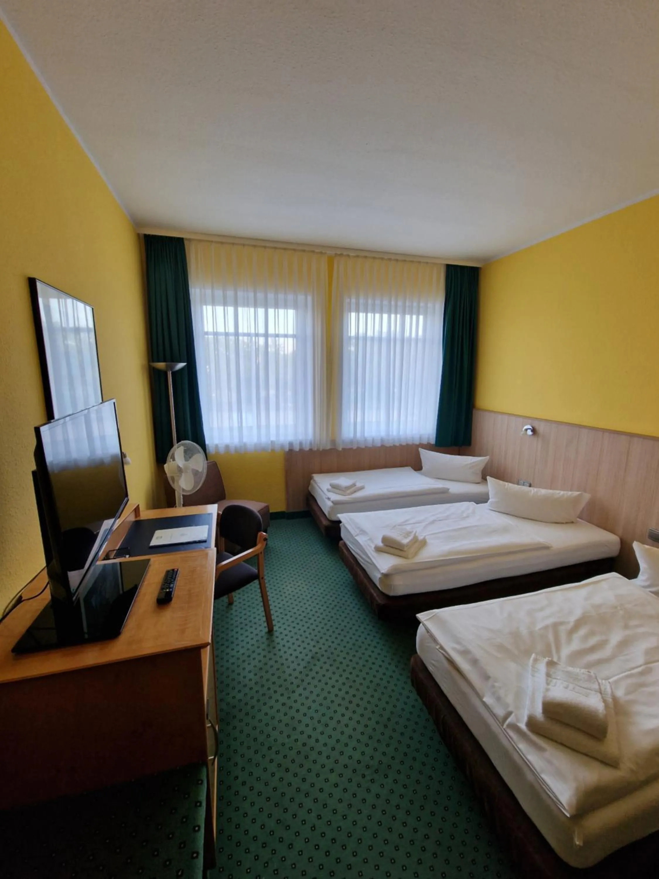 Photo of the whole room, Bed in Hotel A2