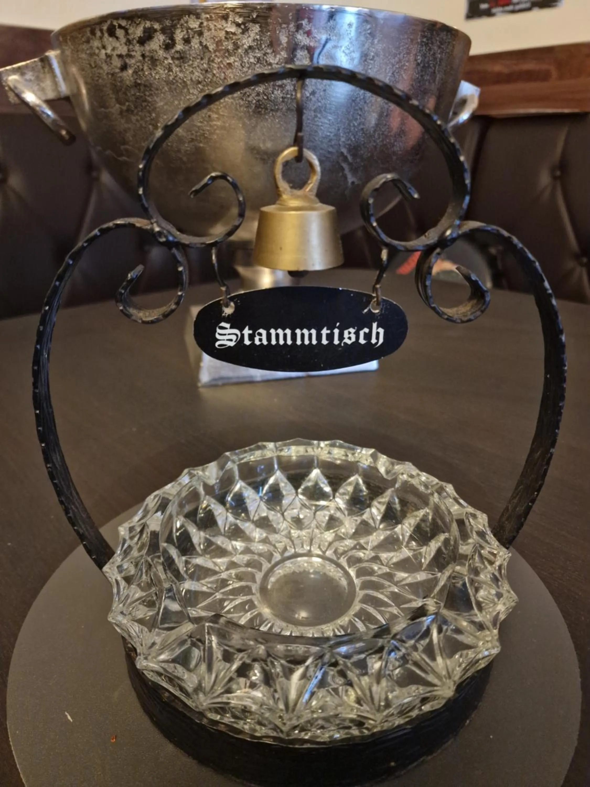 Restaurant/places to eat in Hotel A2