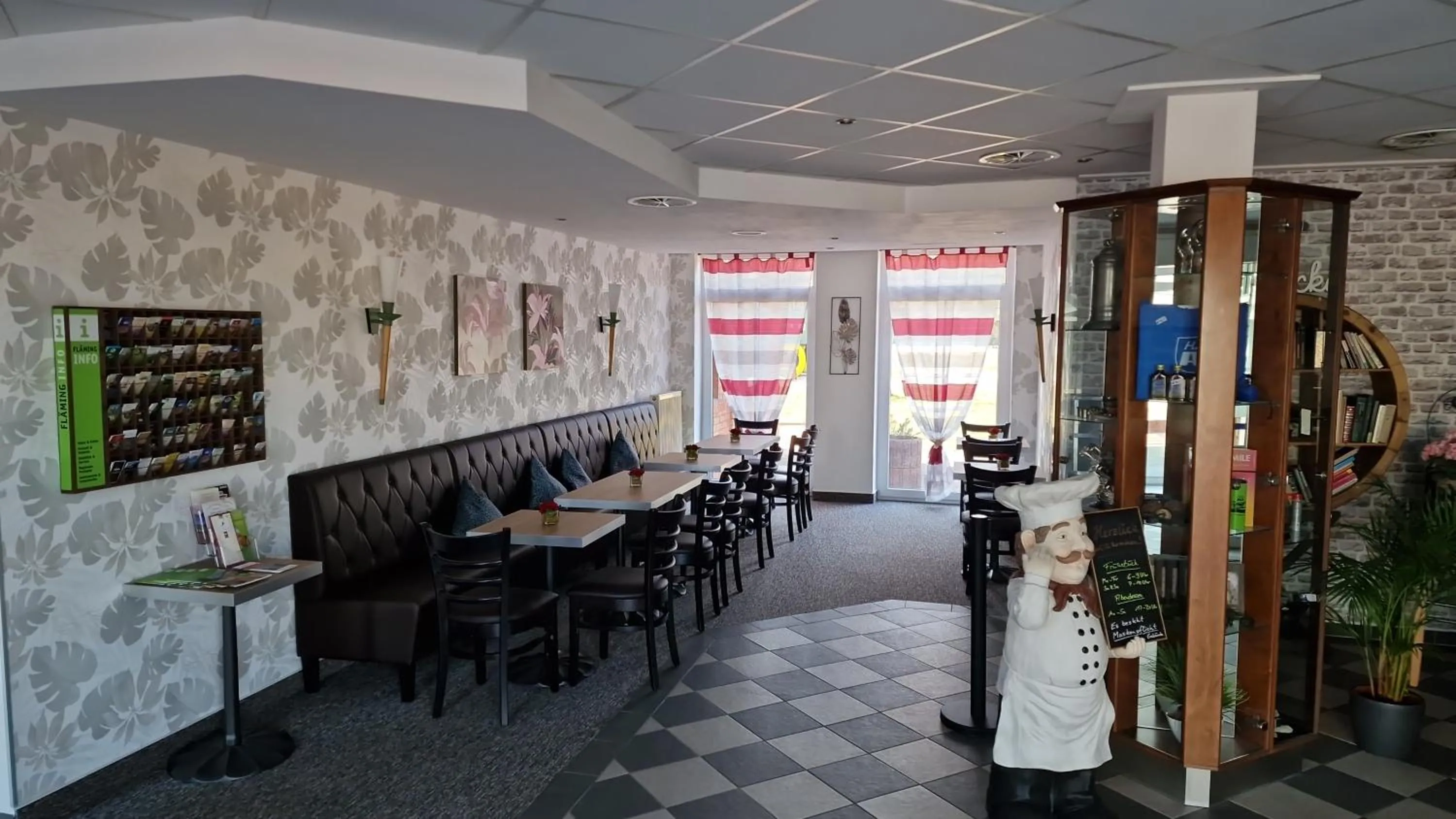 Seating area in Hotel A2