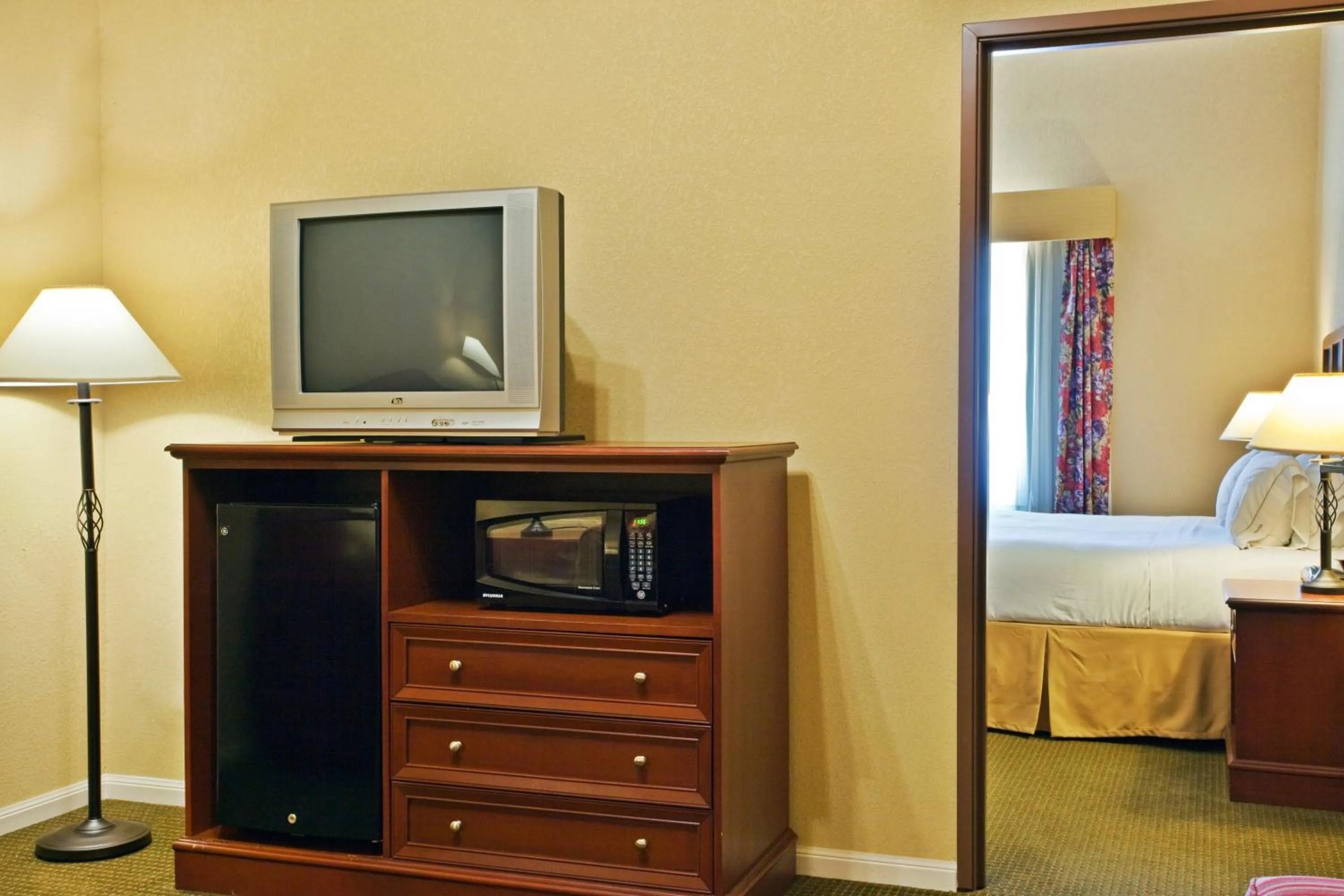 Photo of the whole room, Bed in Holiday Inn Express of Salado-Belton by IHG
