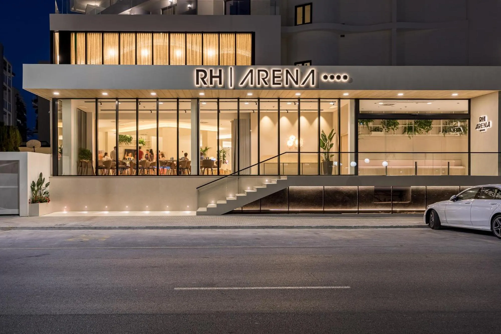 Facade/entrance in Hotel RH Arena - Todo Incluido