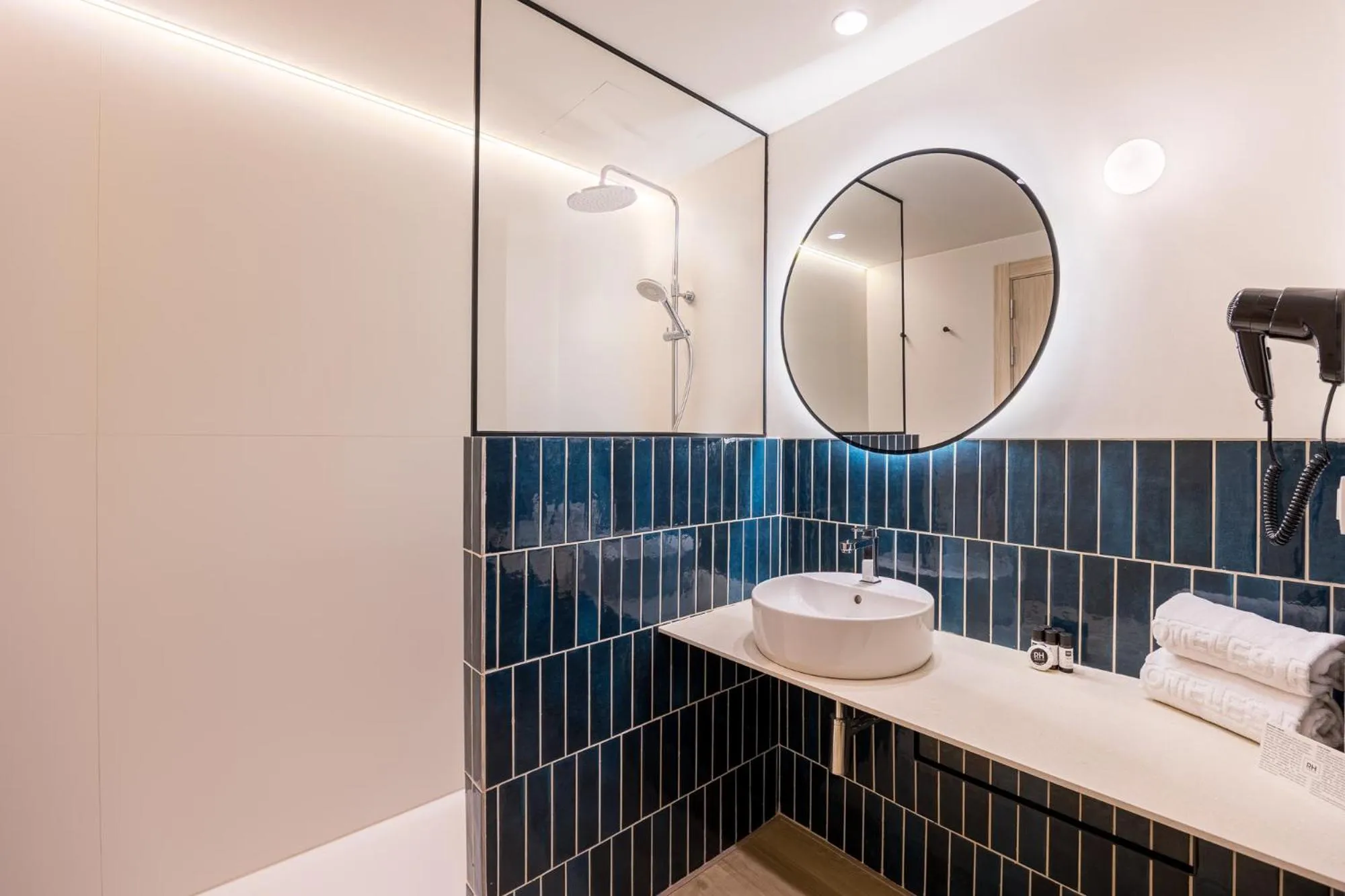 Bathroom in Hotel RH Arena - Todo Incluido