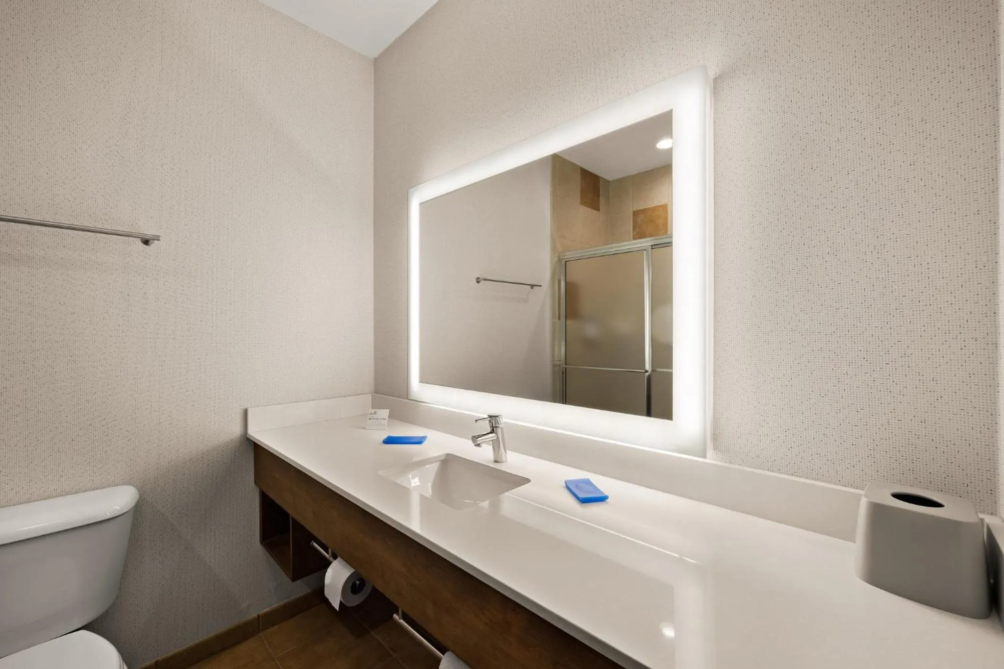 Photo of the whole room in Holiday Inn Express Hotel & Suites Limon I-70/Exit 359 by IHG