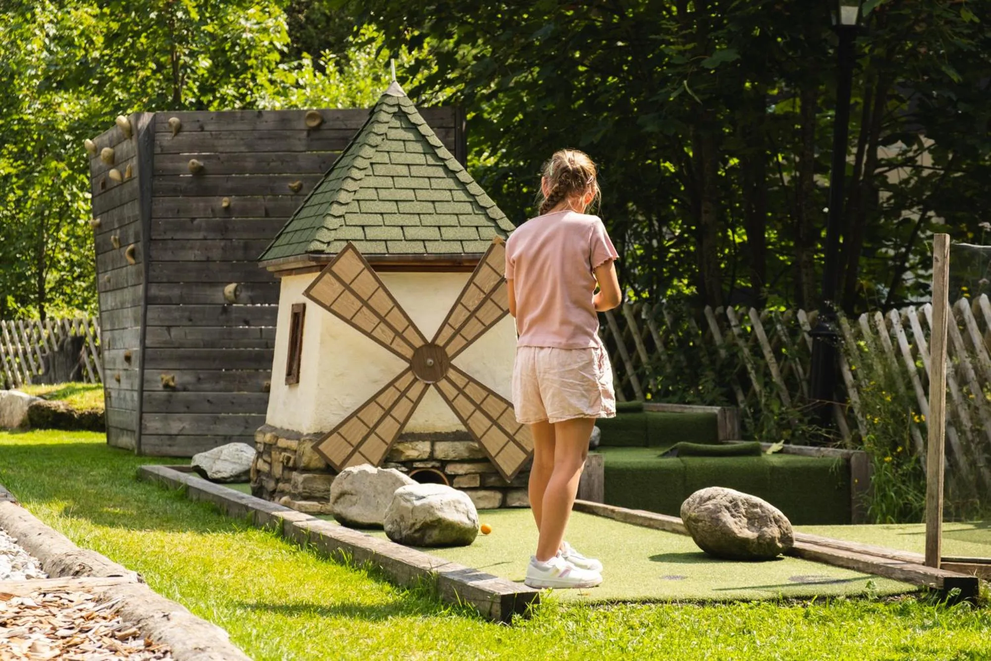 Garden in Landhotel Alpenhof Filzmoos