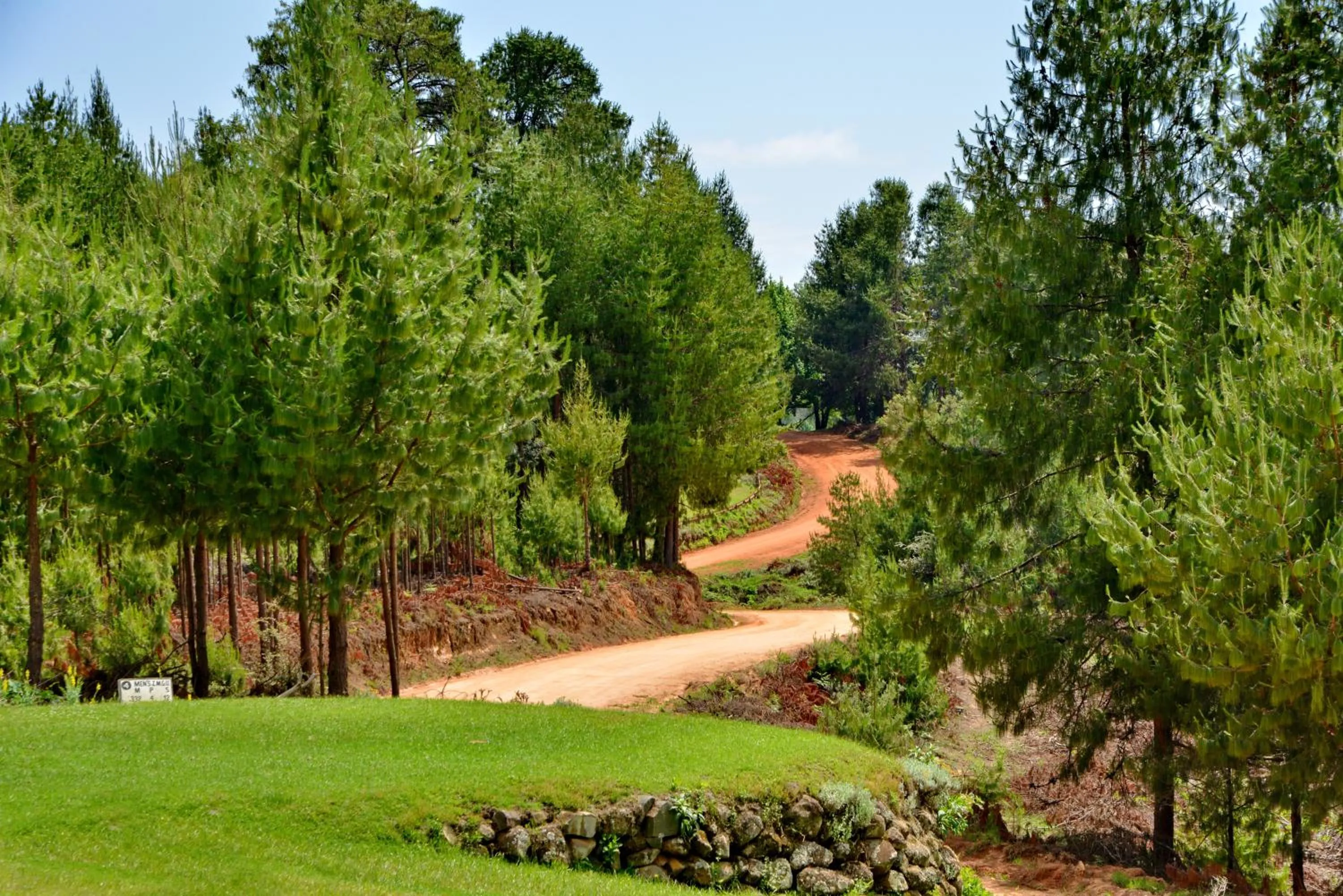Hiking in Troutbeck Resort