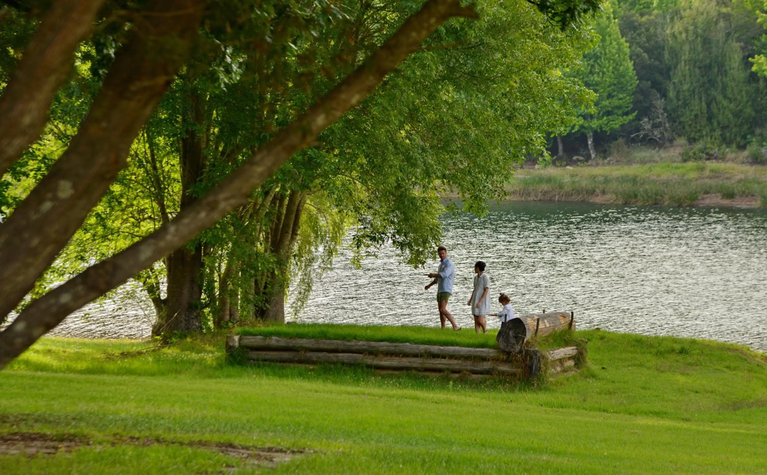Lake view in Troutbeck Resort
