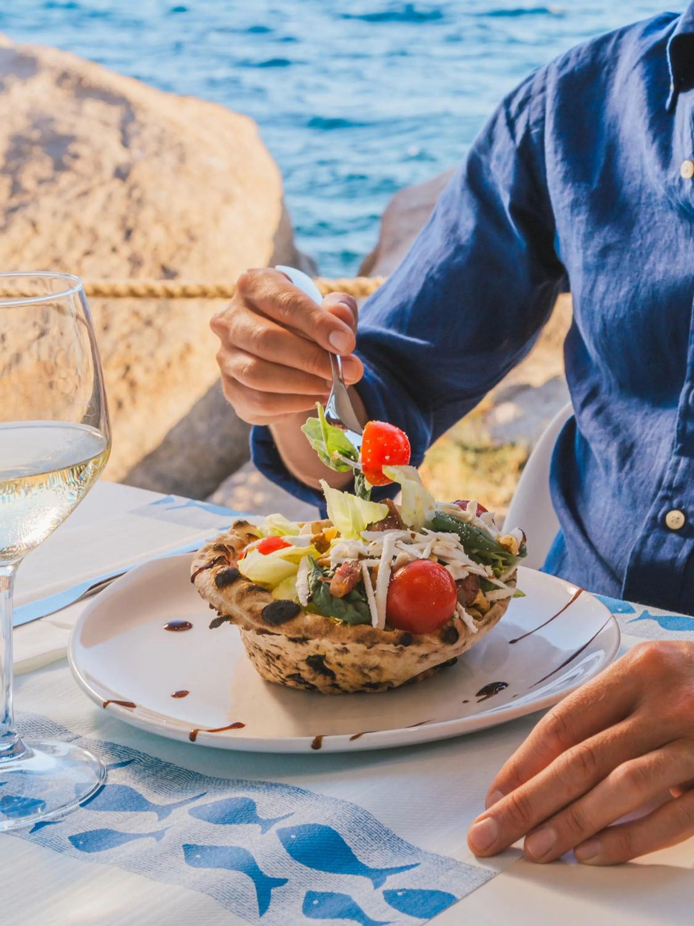 Restaurant/places to eat in Il Gabbiano