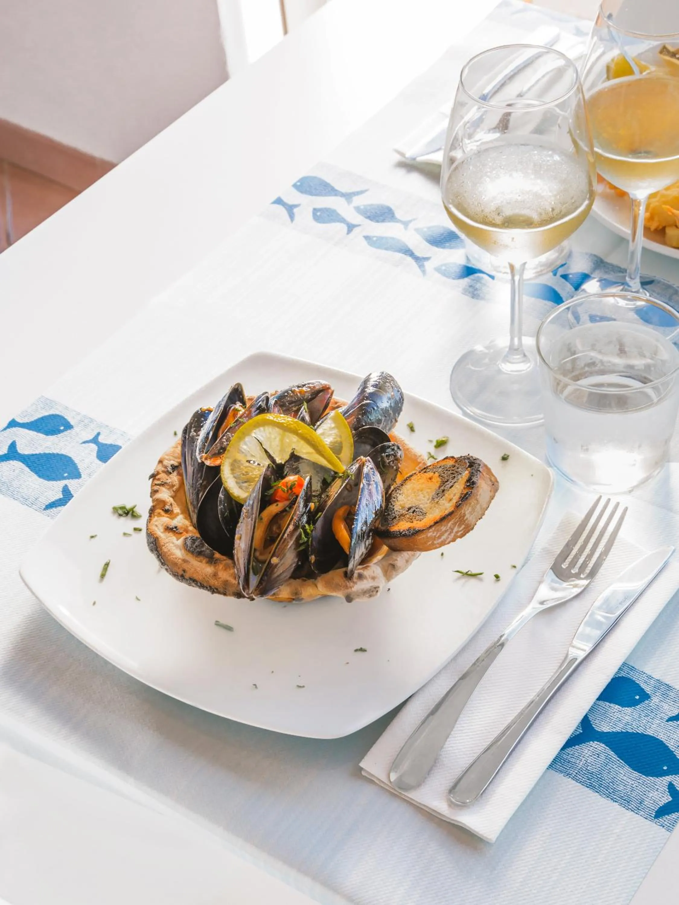 Restaurant/places to eat in Il Gabbiano