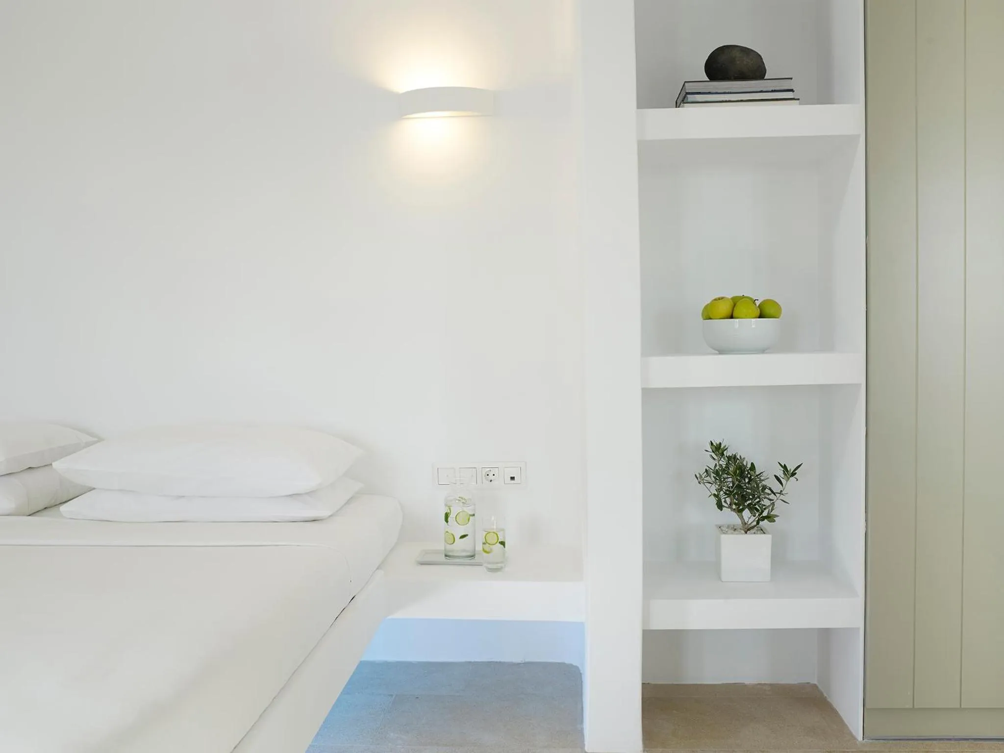 Bedroom, Bed in Aurora Santorini