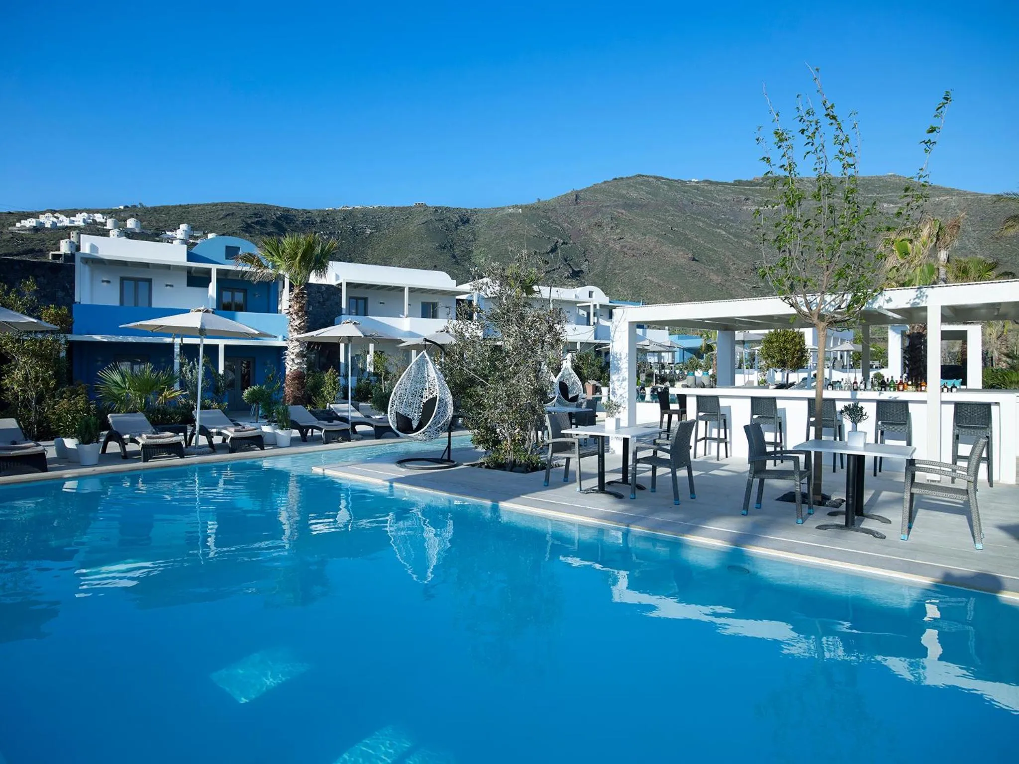 Property building in Aurora Santorini