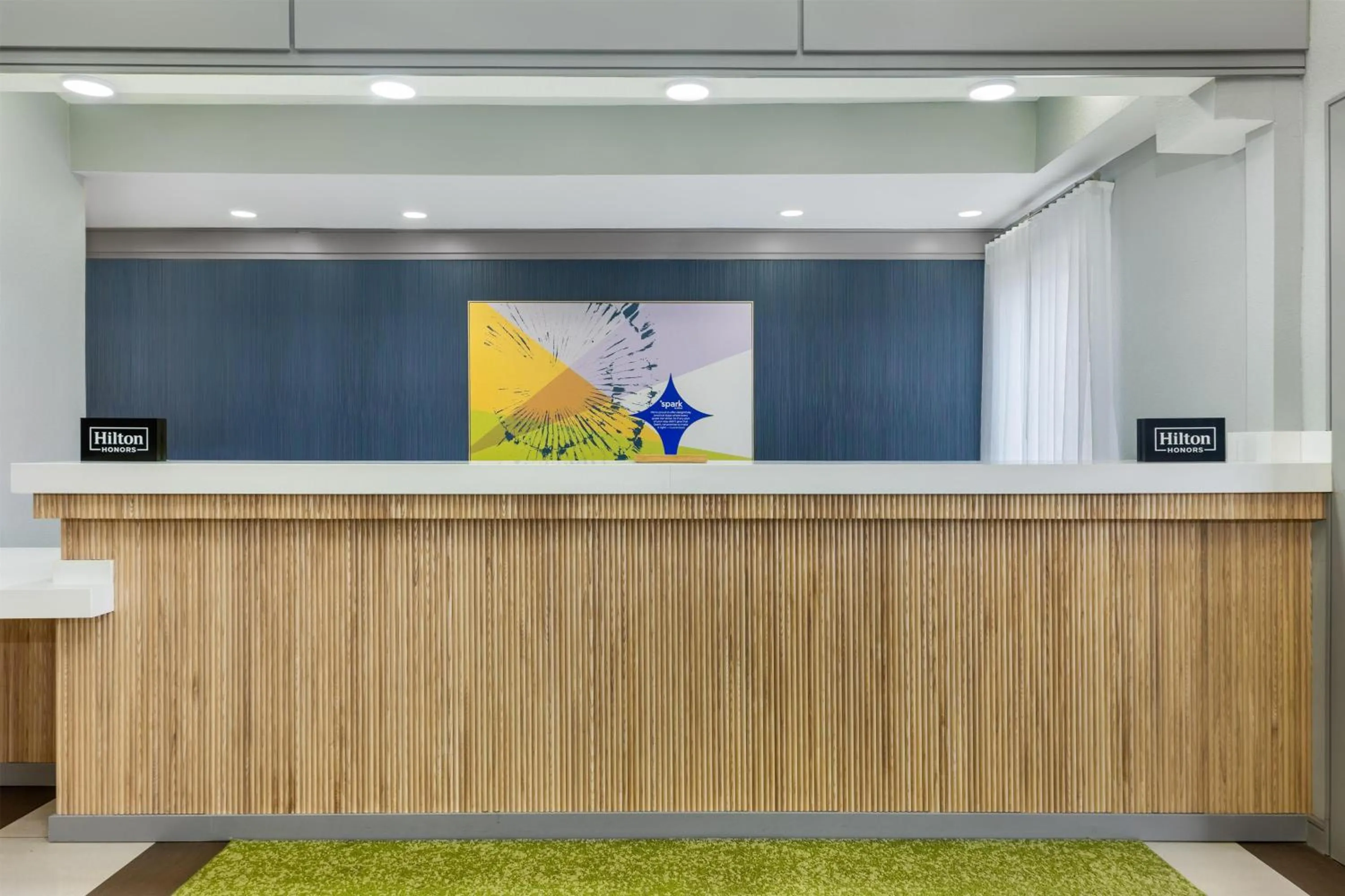 Lobby or reception in Spark by Hilton Indianapolis Northeast Fishers