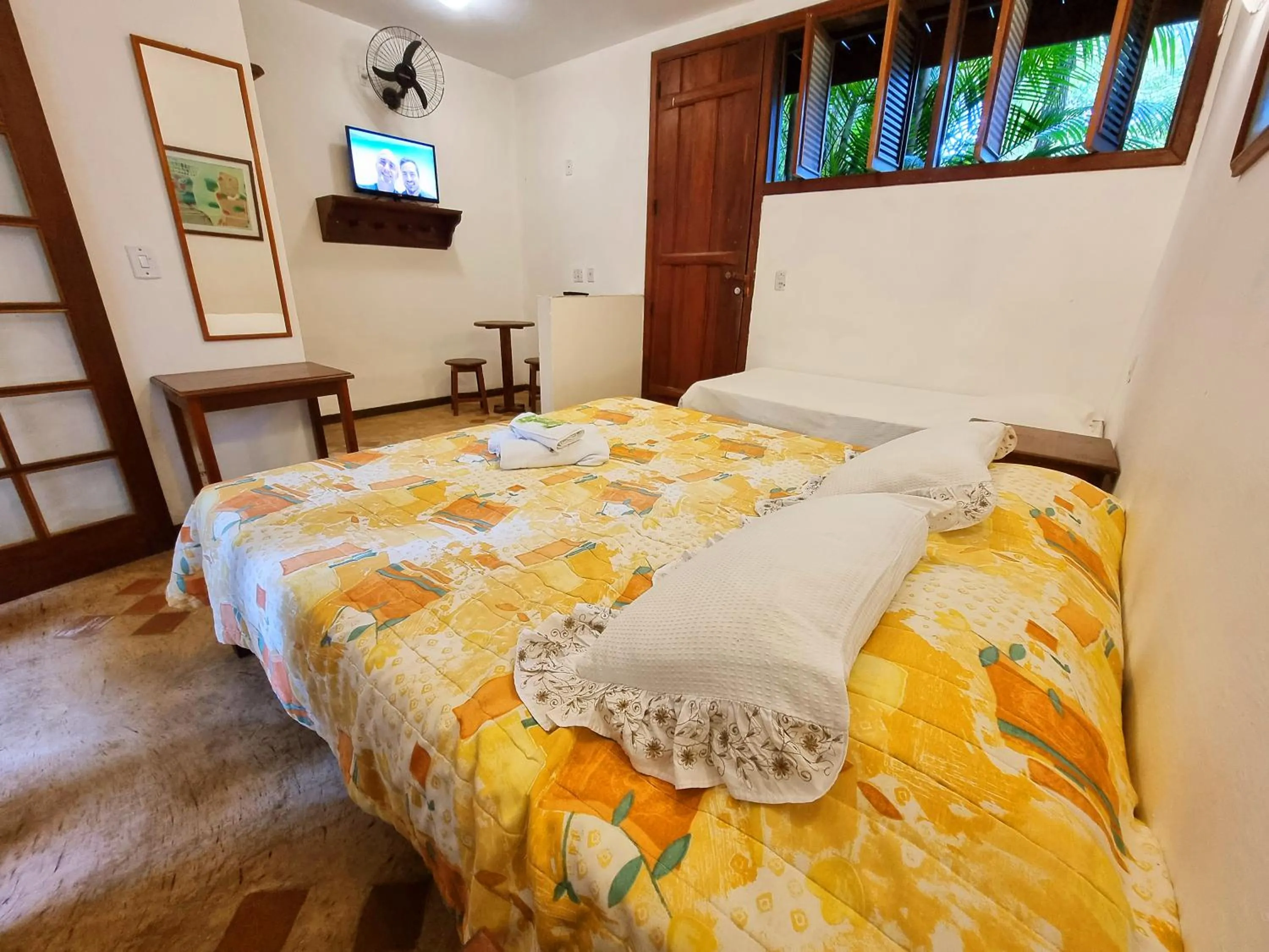 TV and multimedia, Bed in Pousada Rumo dos Ventos