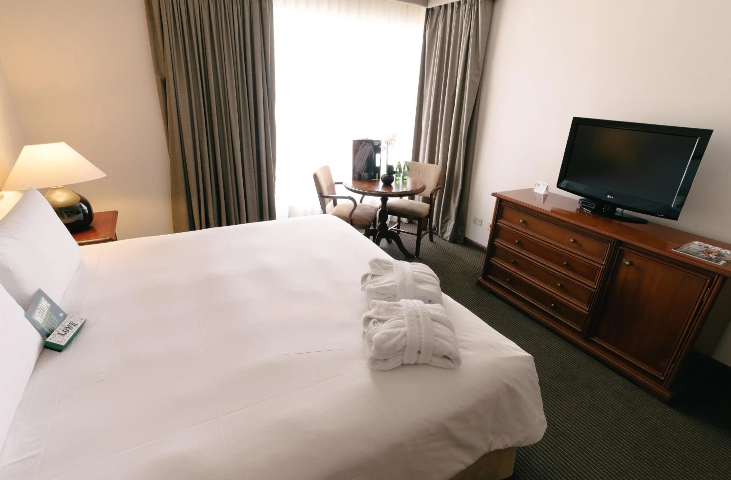 TV and multimedia, Bed in BTH Hotel Lima Golf