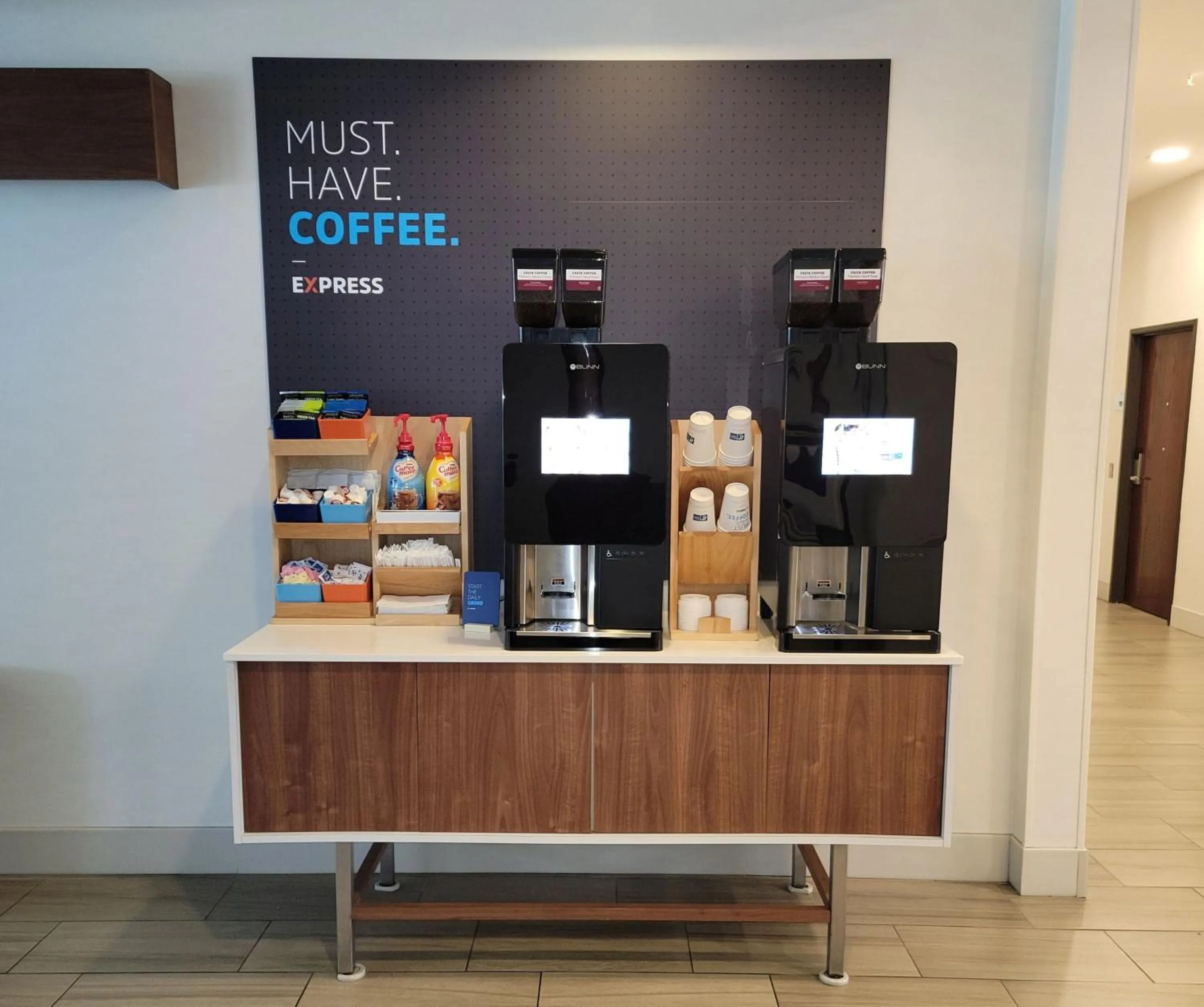 Breakfast in Holiday Inn Express Hotel and Suites Jasper by IHG