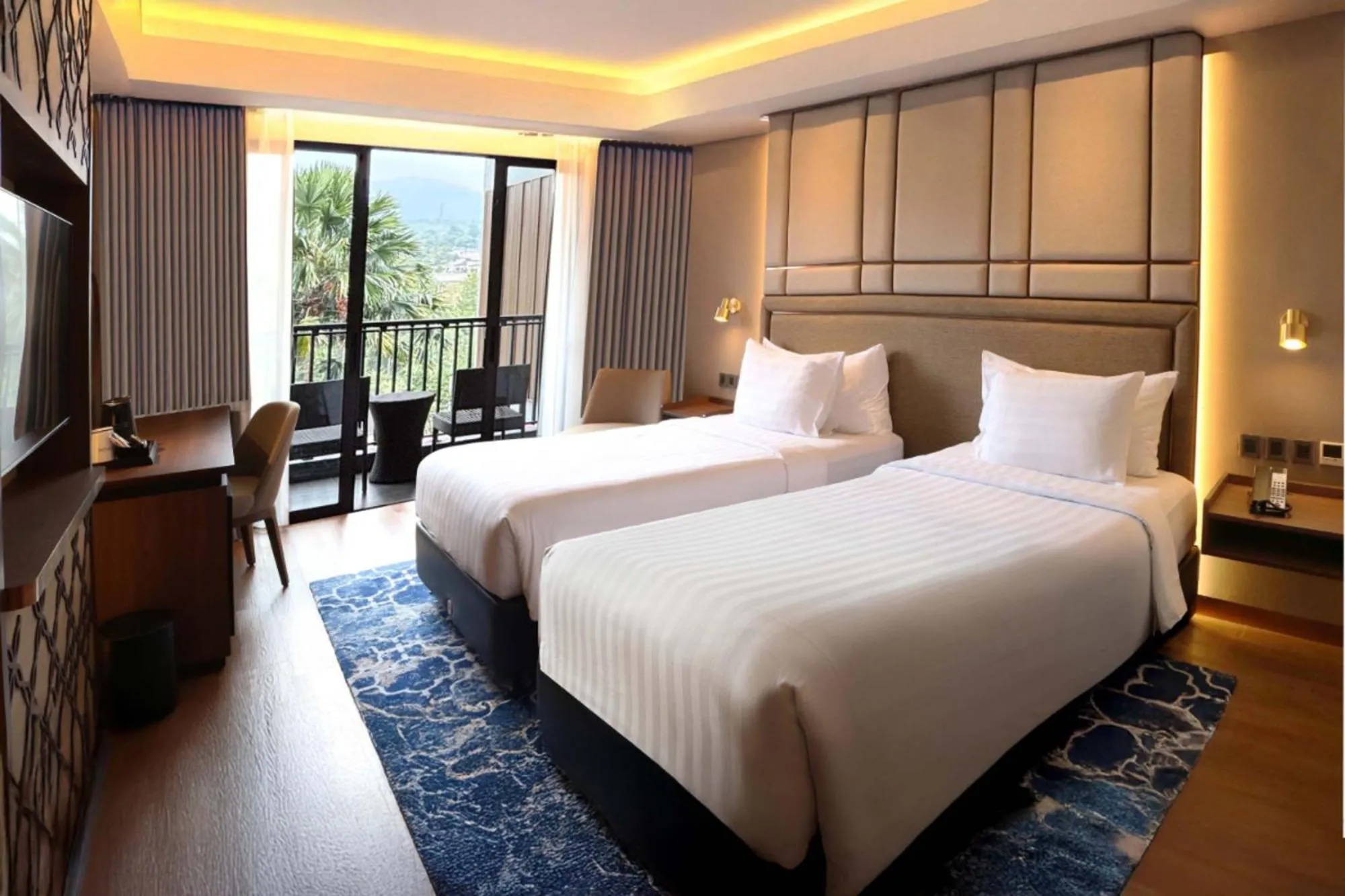 Bedroom, Bed in Aston Sentul Lake Resort & Conference Center