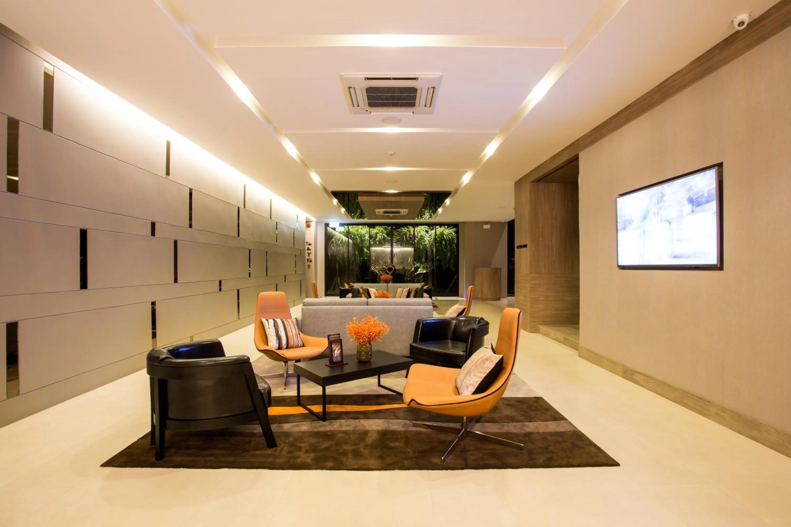 Communal lounge/ TV room in Hyde Park Chiangmai