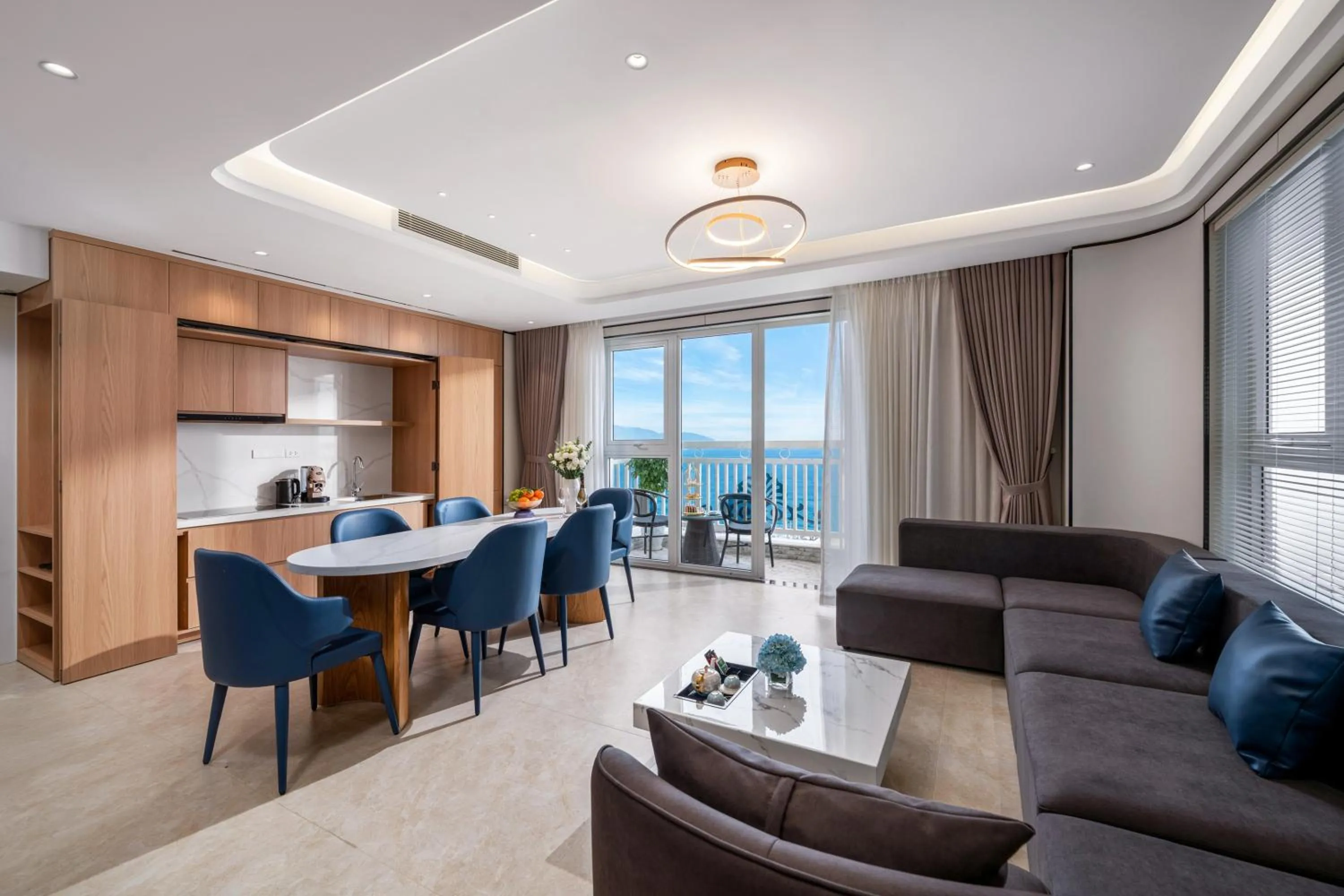 kitchen in BlueSun Danang Beach Hotel