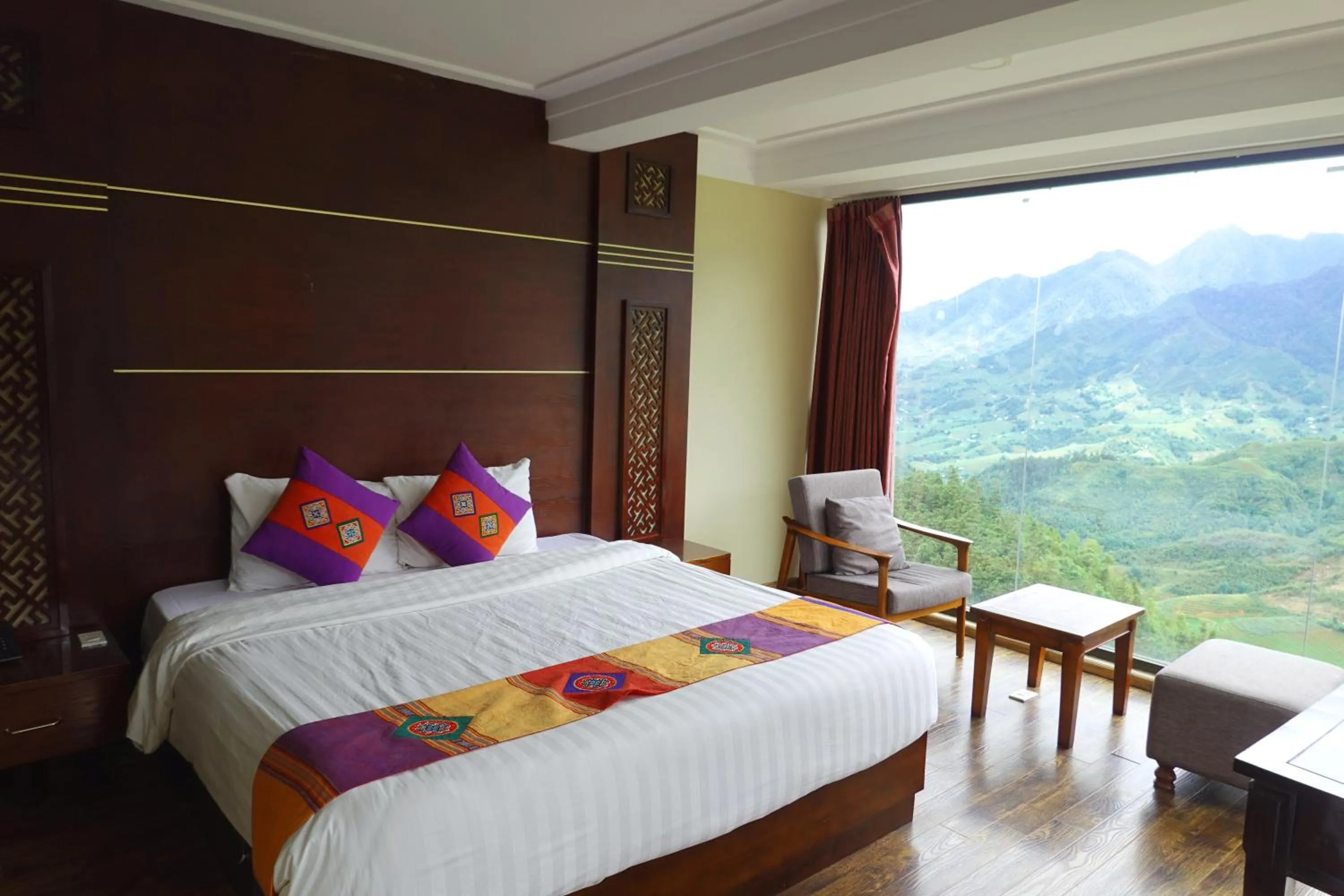 Bed in Sapa Vista Hotel