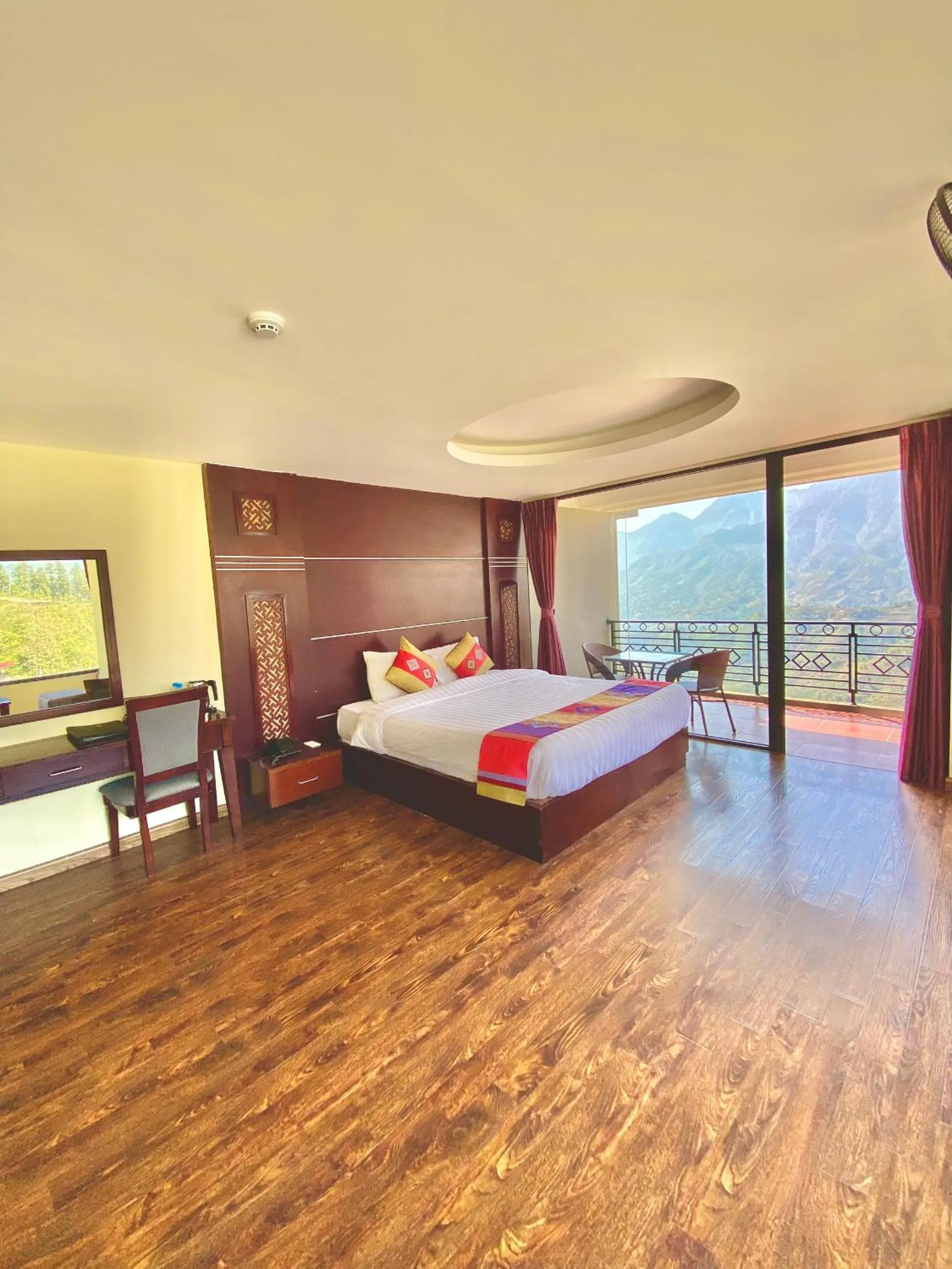 Bed in Sapa Vista Hotel