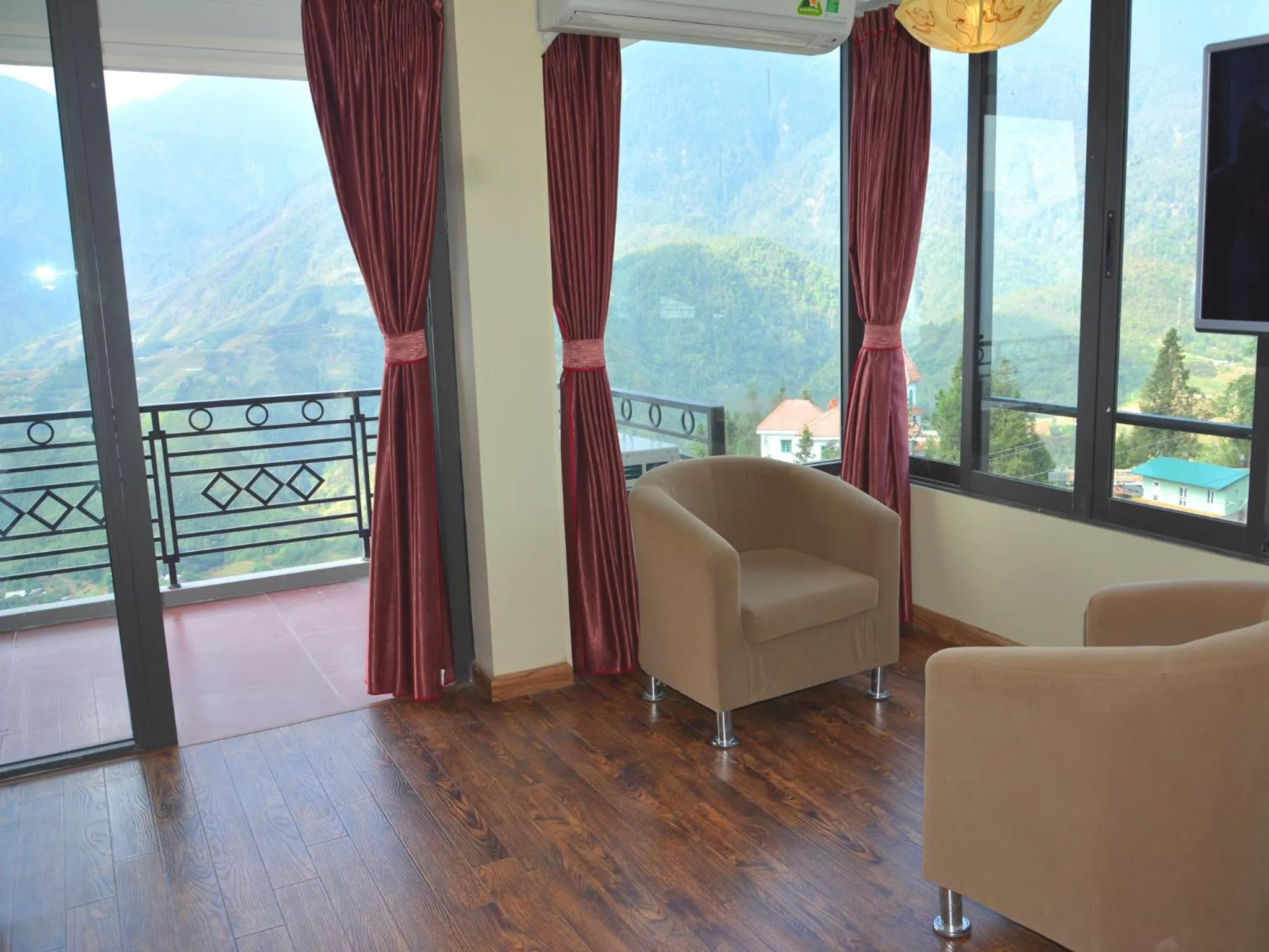 Balcony/Terrace in Sapa Vista Hotel