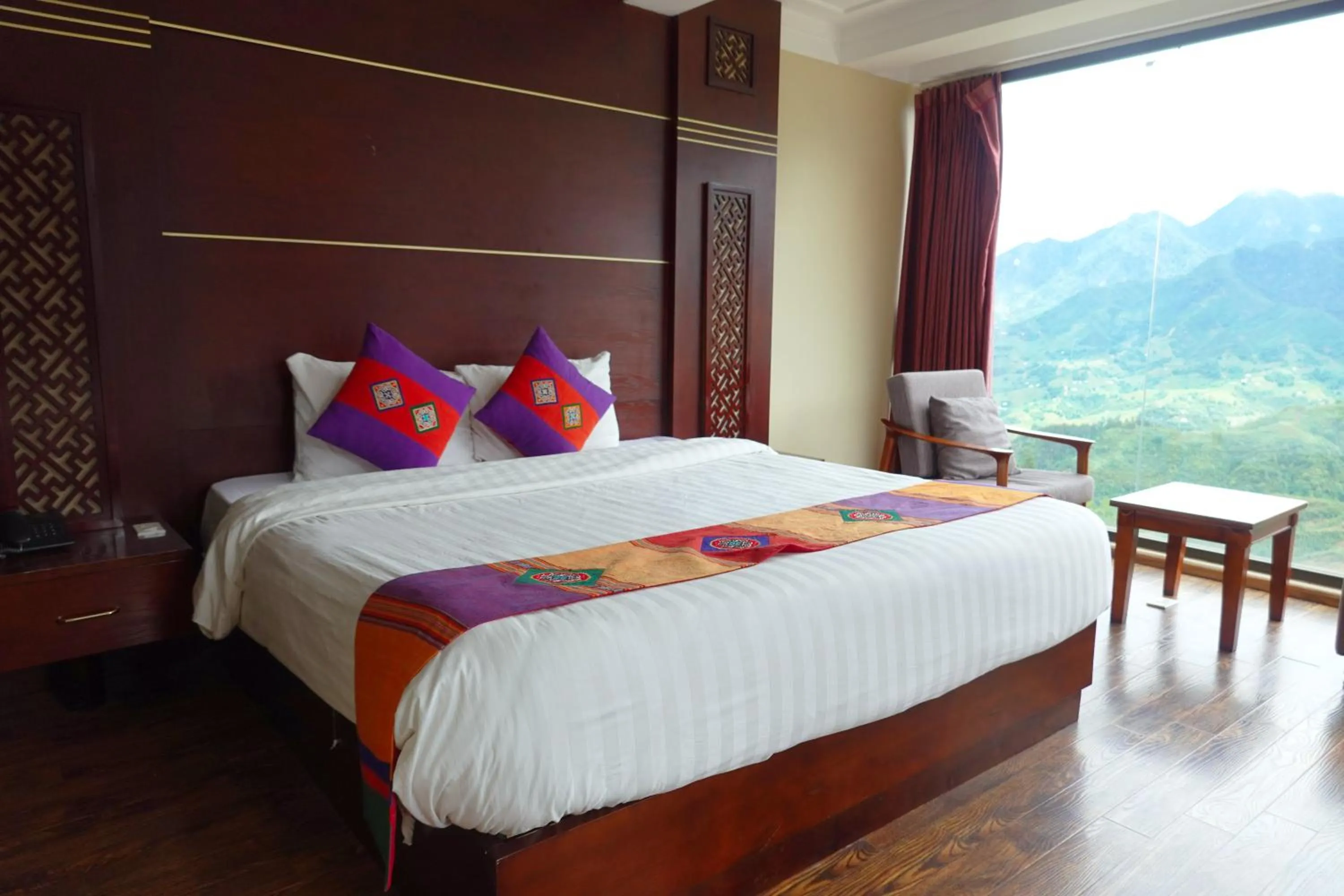 Bed in Sapa Vista Hotel