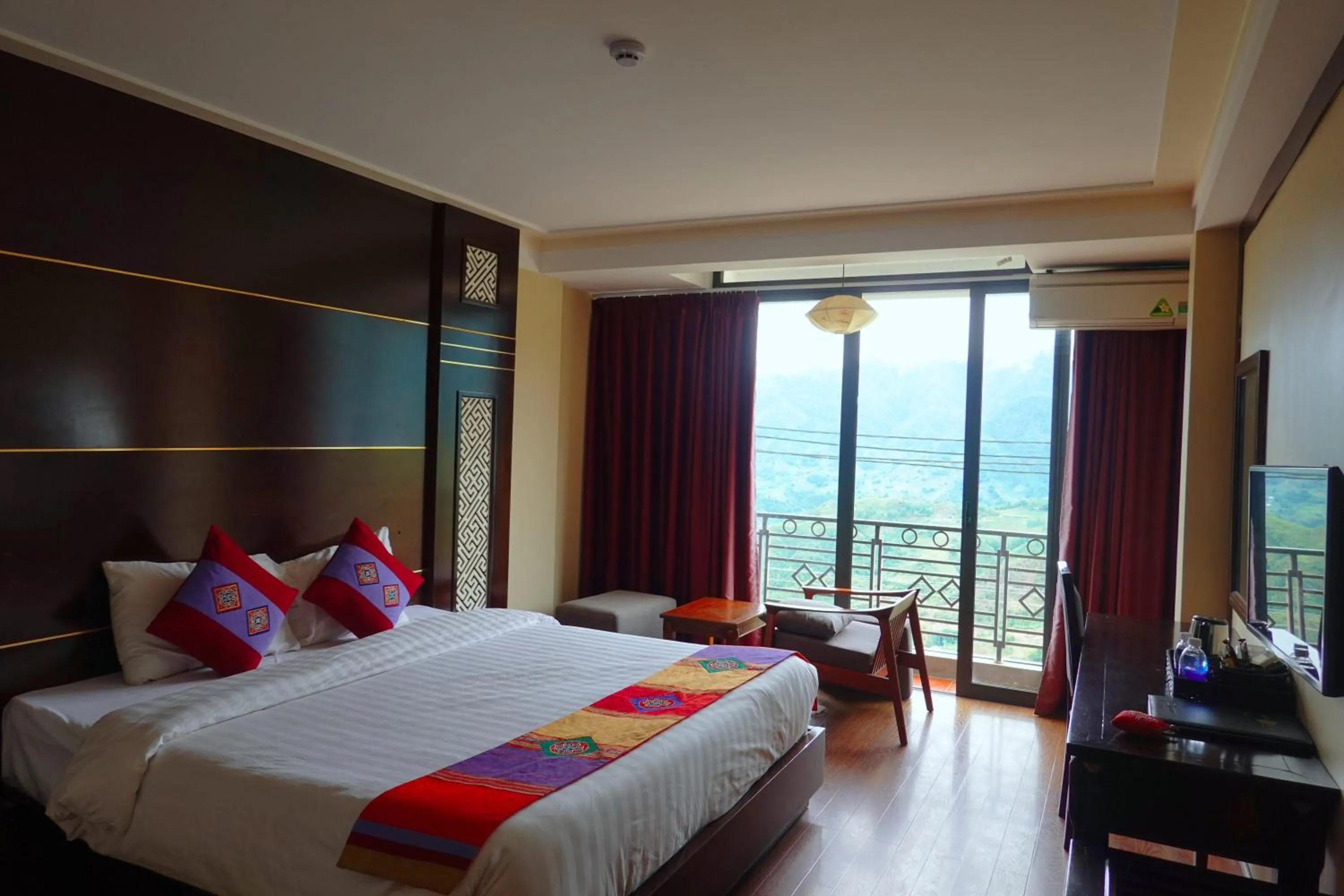 Bed in Sapa Vista Hotel