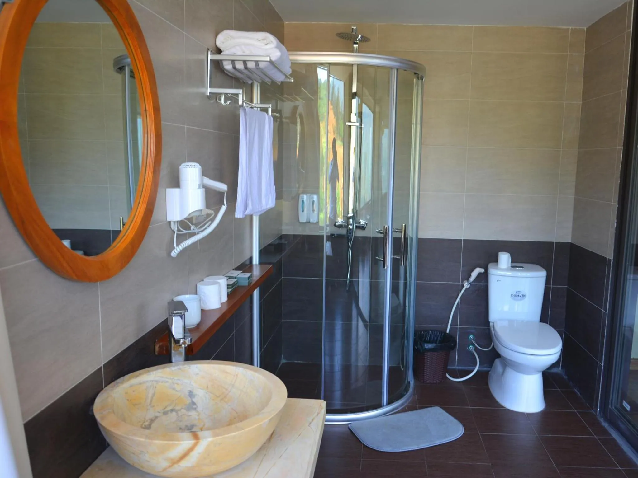 Shower in Sapa Vista Hotel