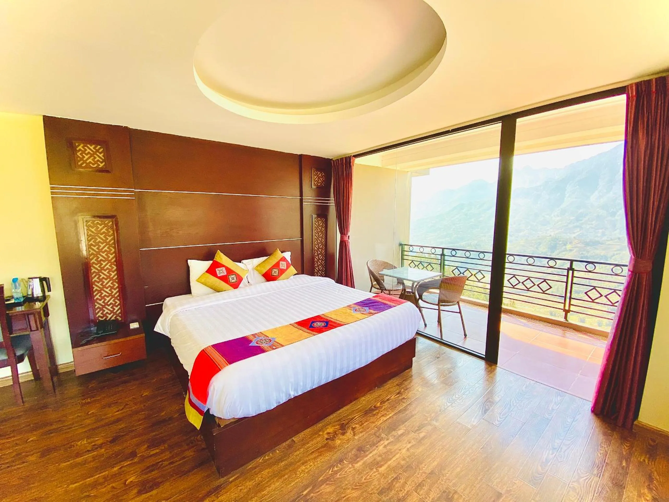 Bed in Sapa Vista Hotel