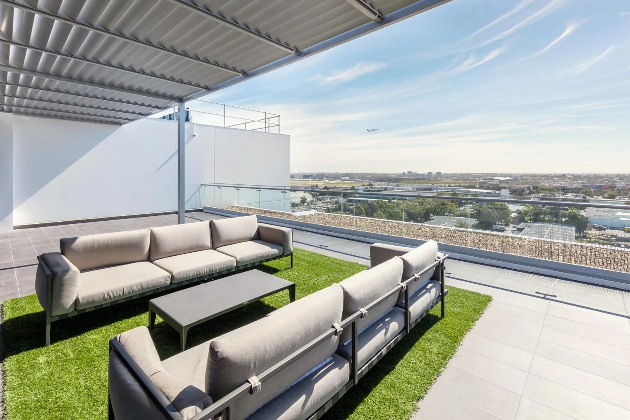 Balcony/Terrace in Meriton Suites Mascot Central