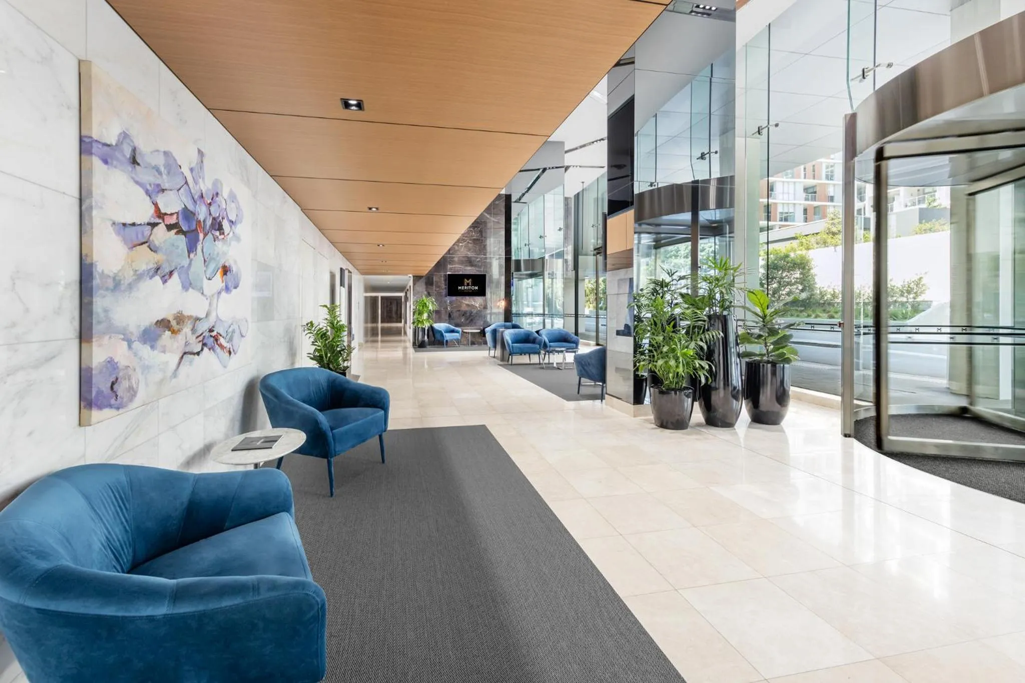 Lobby or reception in Meriton Suites Mascot Central