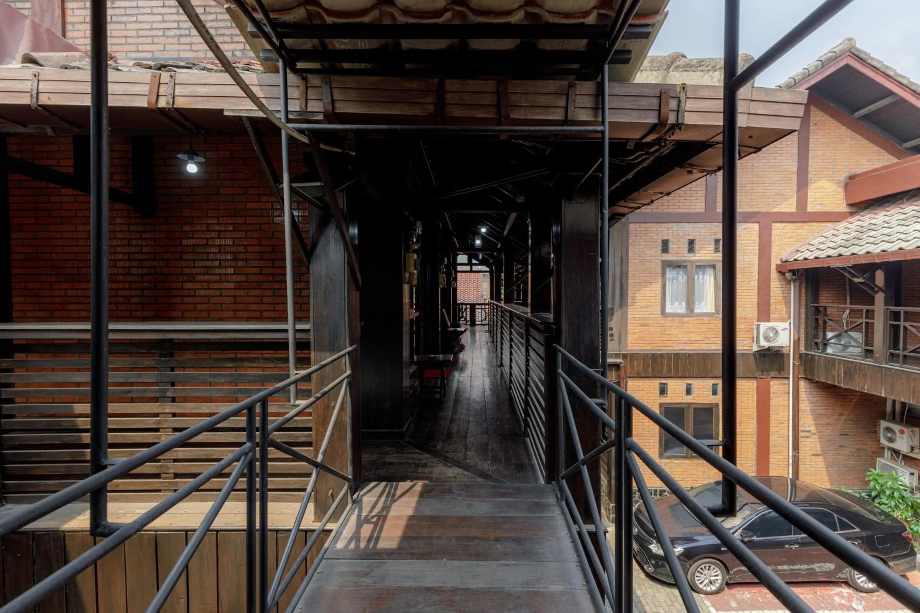 Property building in RedDoorz @ Cilandak Timur