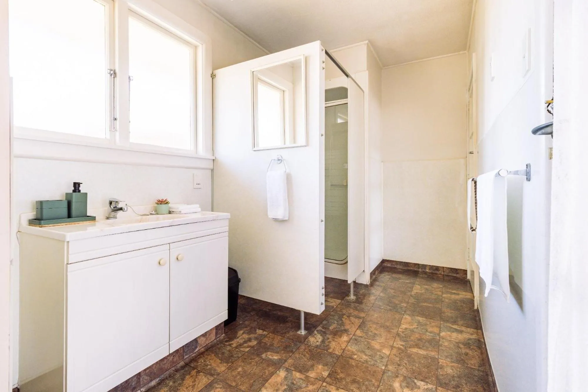 Bathroom in Belle Bonne Motel