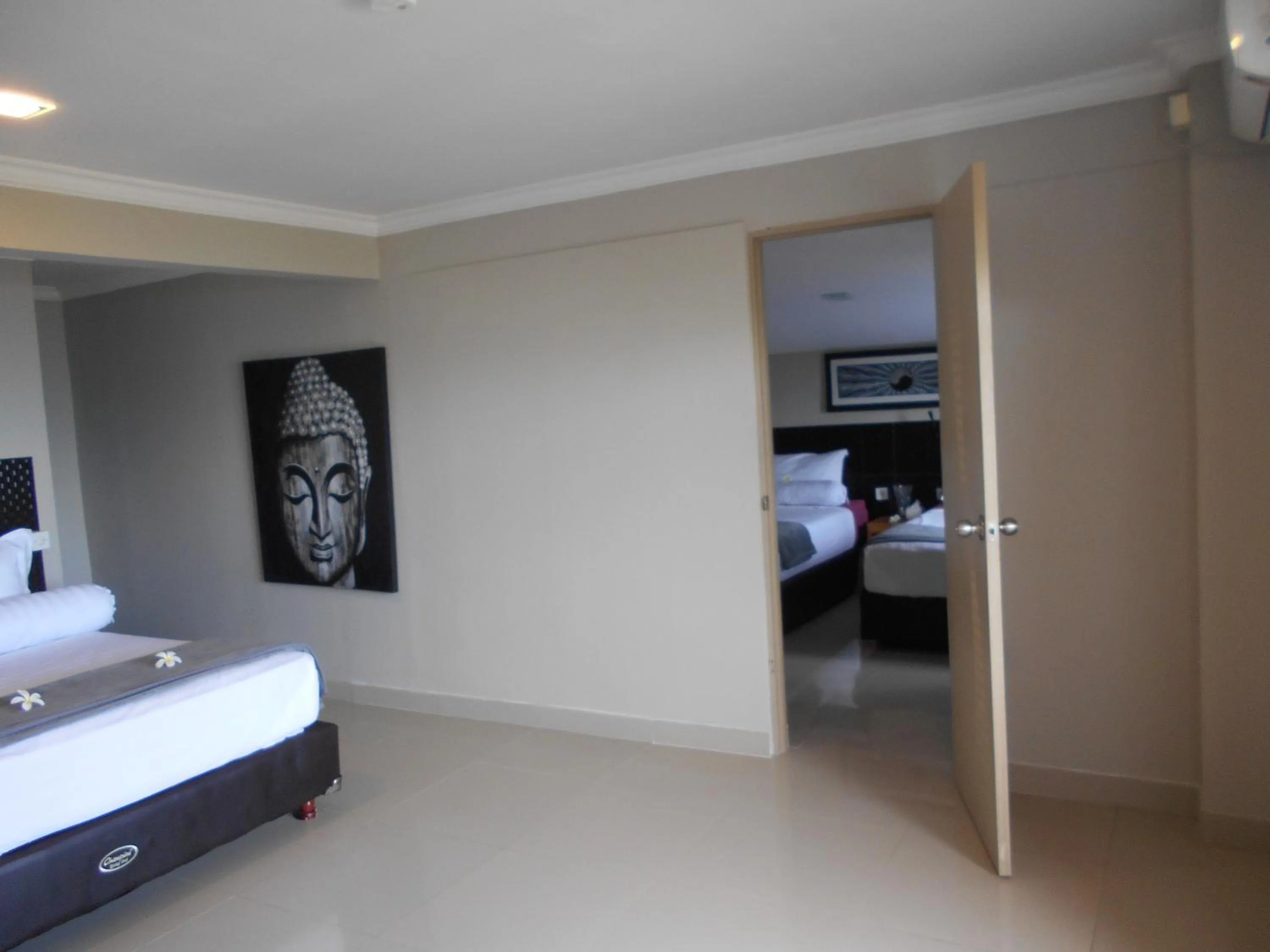 Bed in Silver Fern Beach Retreat