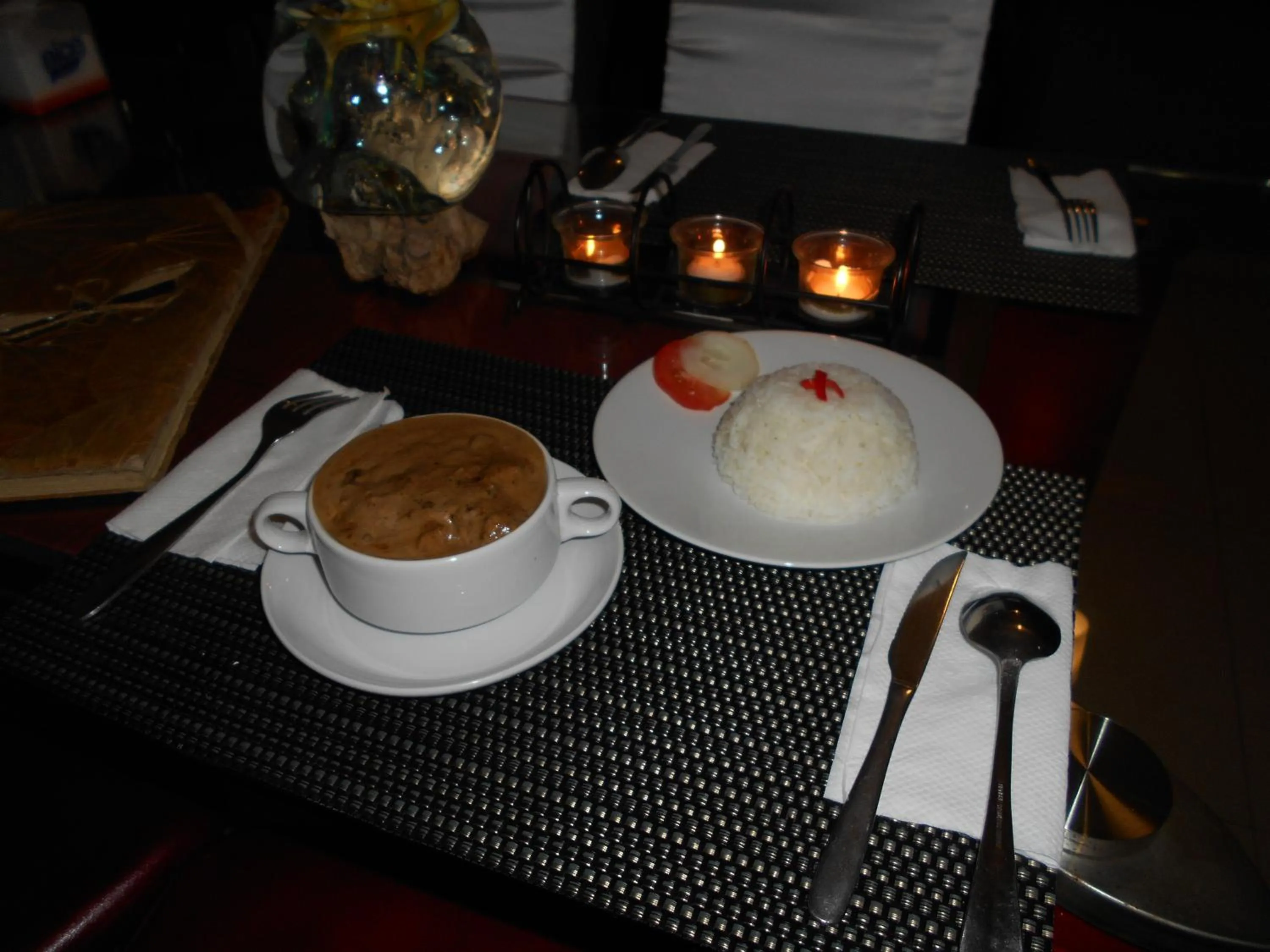Lunch in Silver Fern Beach Retreat