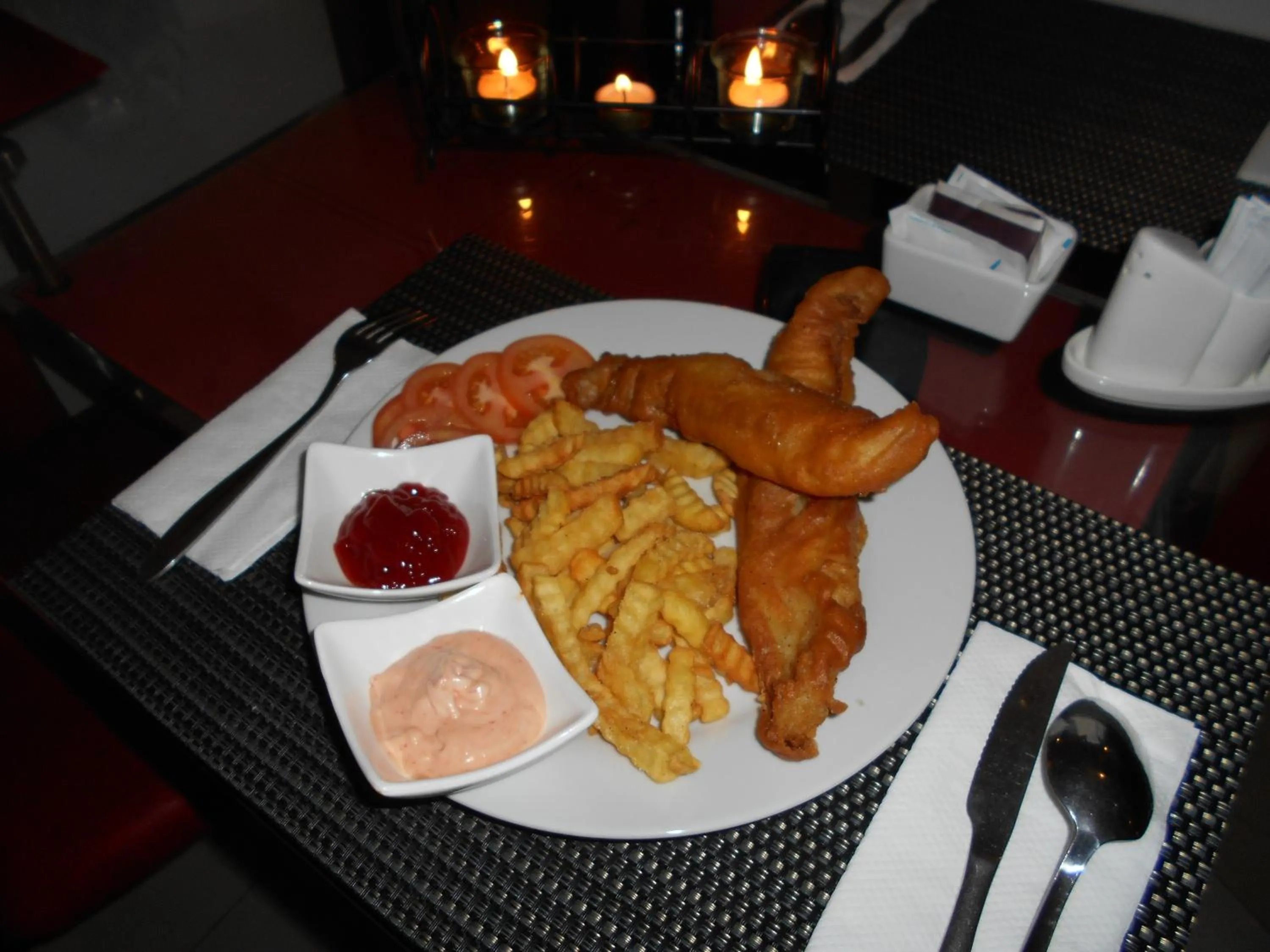 Lunch in Silver Fern Beach Retreat