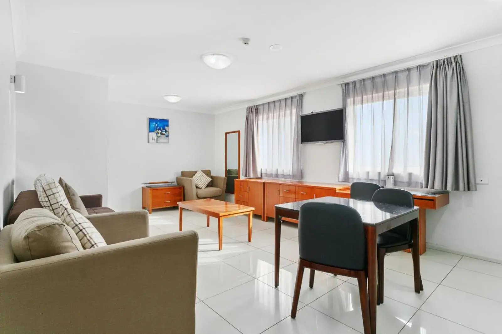 One-Bedroom Apartment in Comfort Inn & Suites Burwood One-Bedroom Apartment in Comfort Inn & Suites Burwood