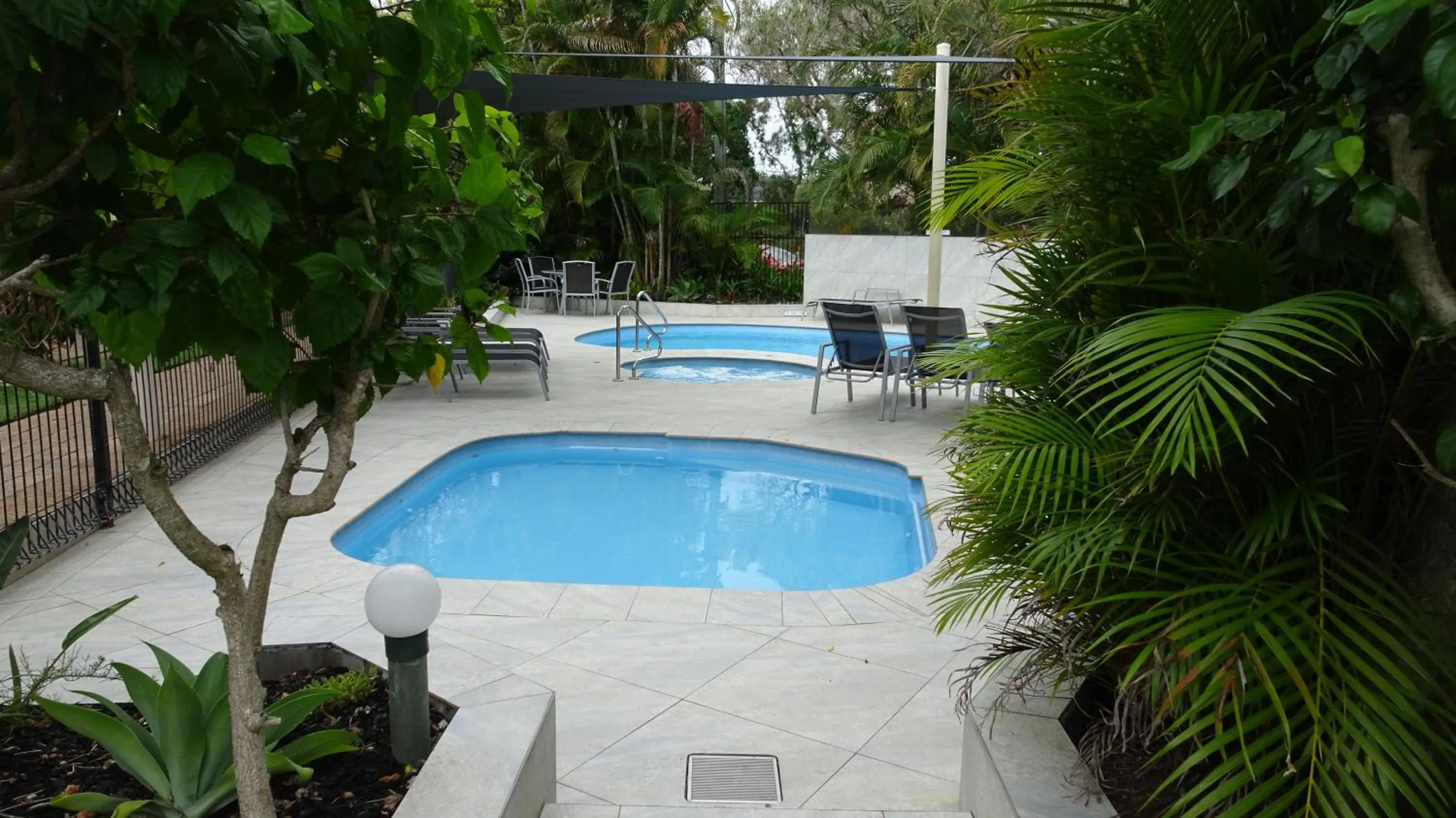 Swimming pool in Noosa Gardens Riverside Resort