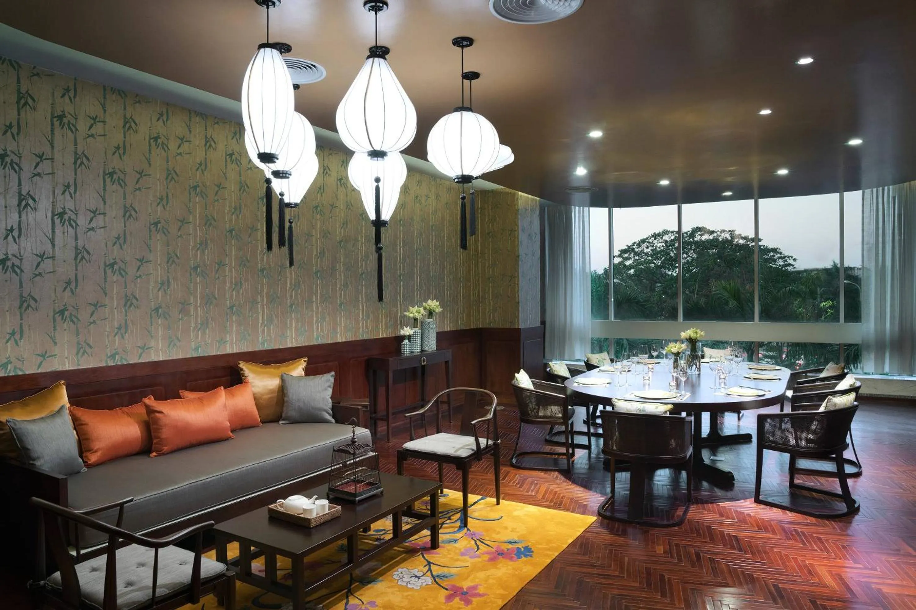 Restaurant/places to eat in Meliá Yangon