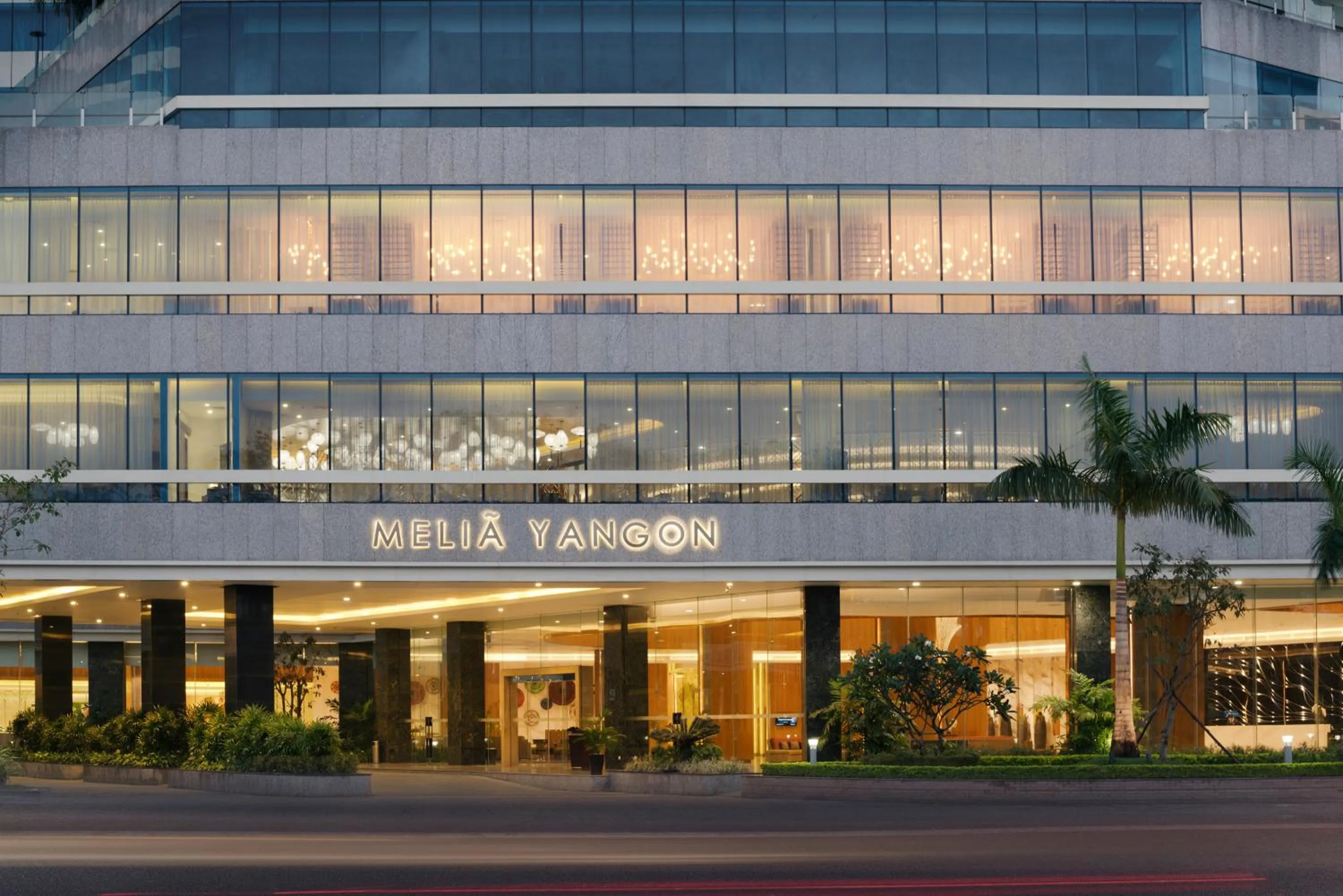 Facade/entrance in Melia Yangon