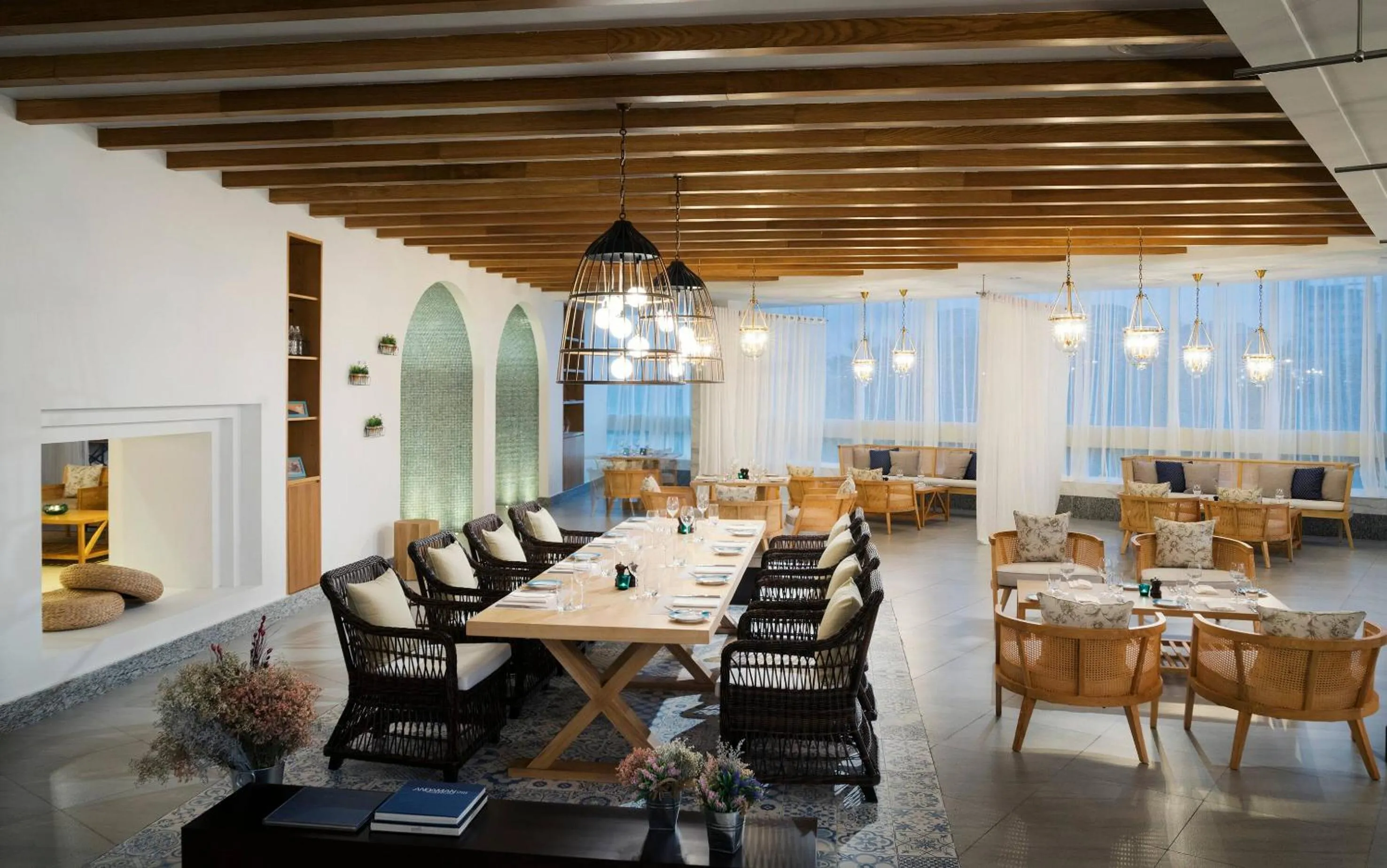 Restaurant/places to eat in Meliá Yangon