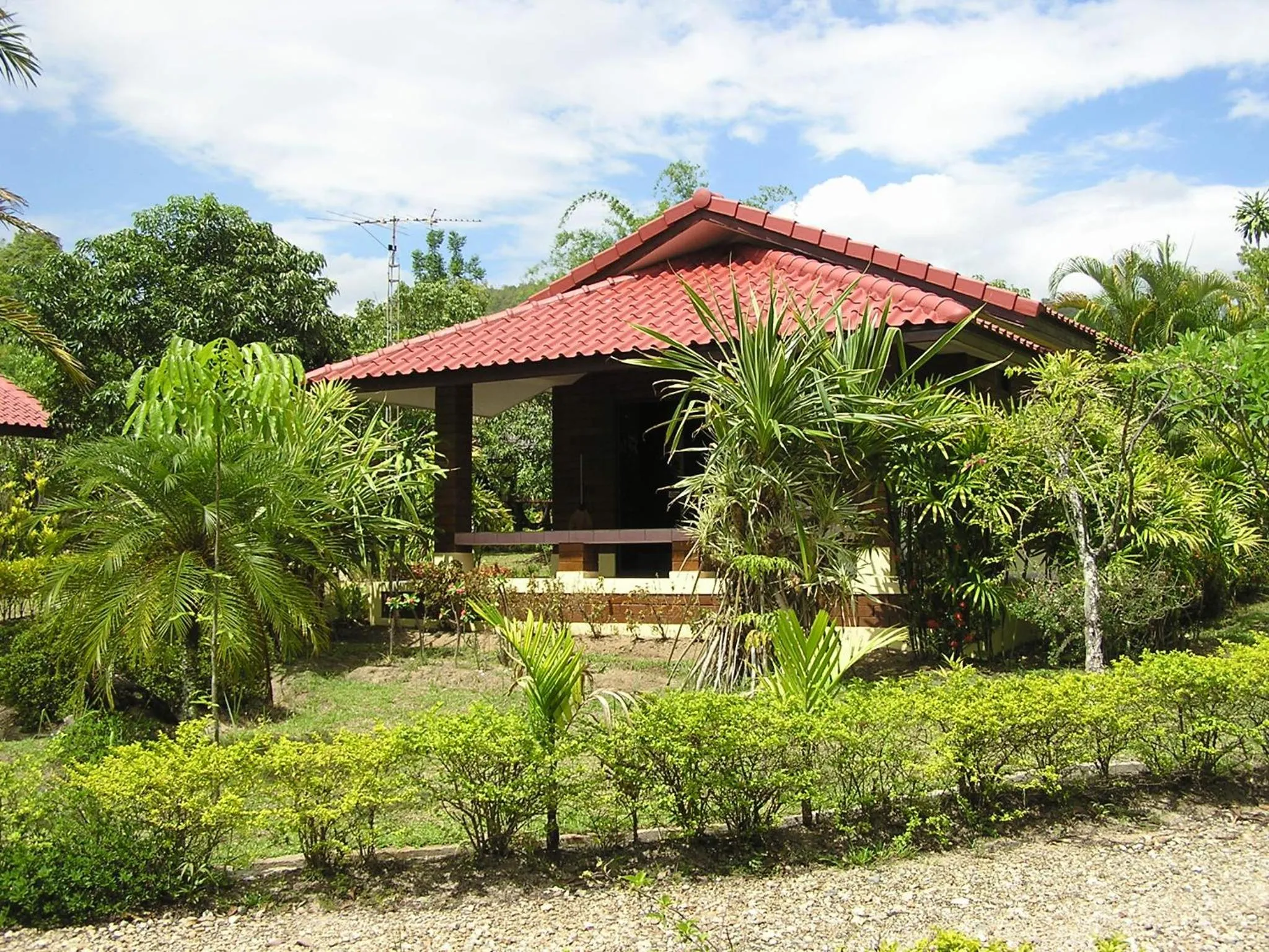 Property building in Khoom Kam Kaew