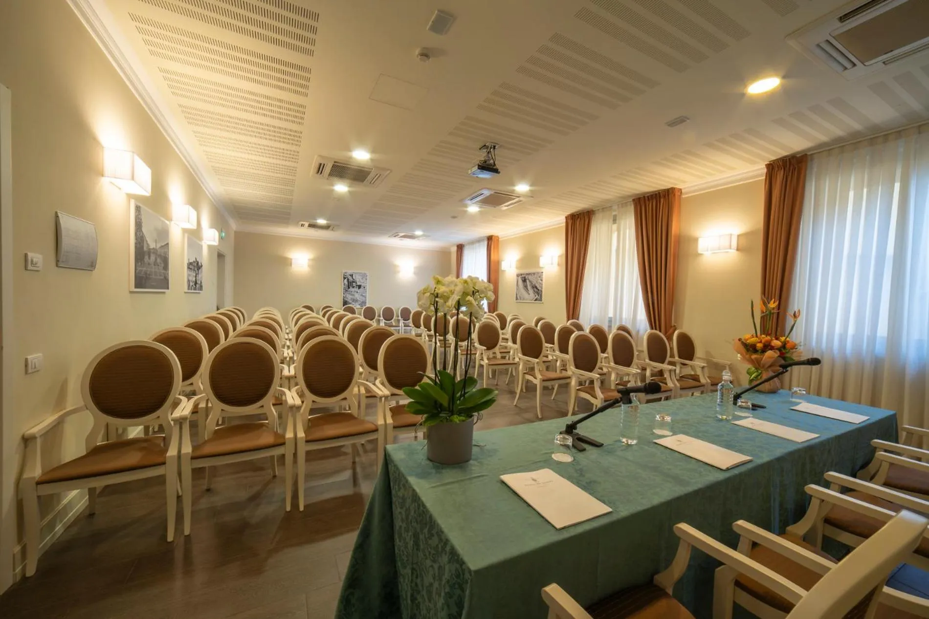 Meeting/conference room in Hotel Palazzo San Lorenzo & Spa