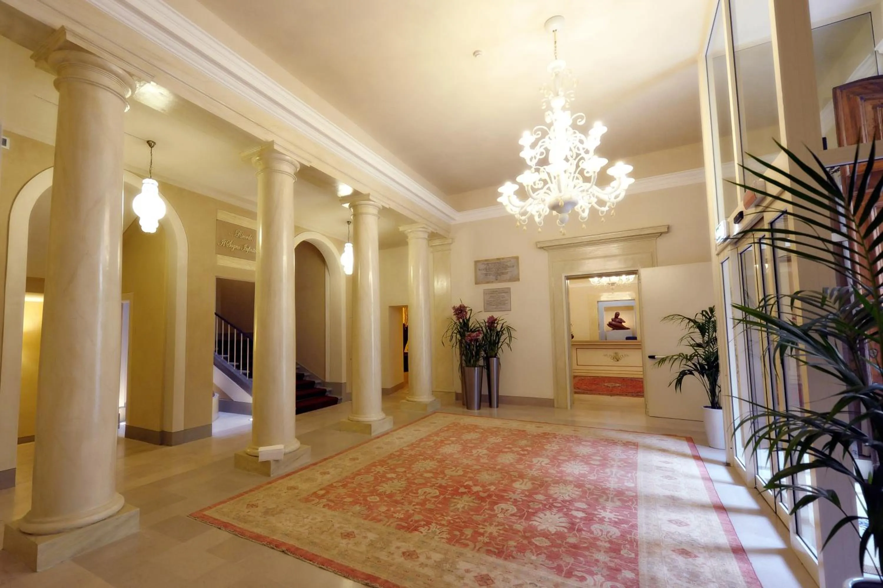 Lobby or reception in Hotel Palazzo San Lorenzo & Spa