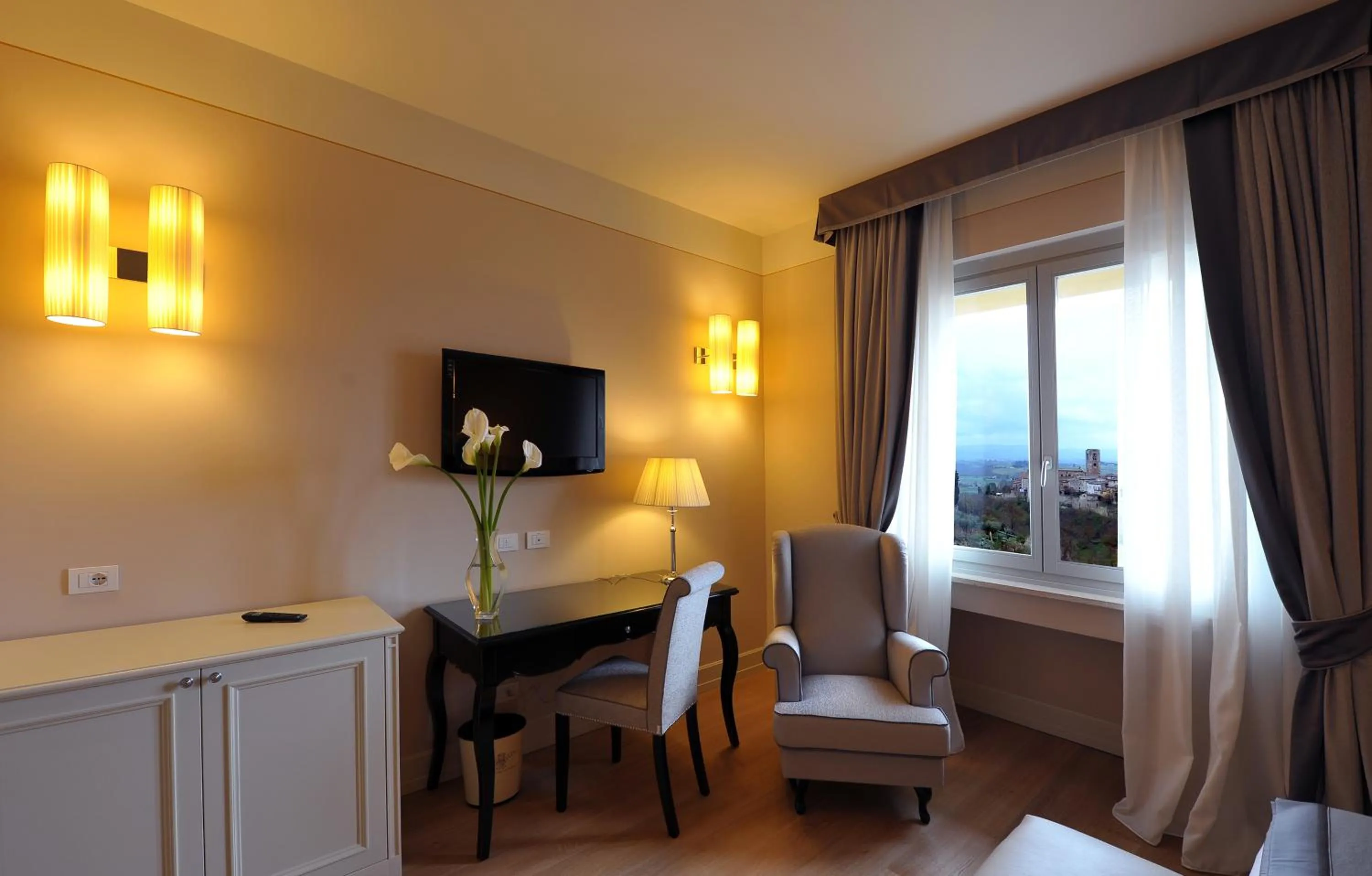 TV and multimedia in Hotel Palazzo San Lorenzo & Spa