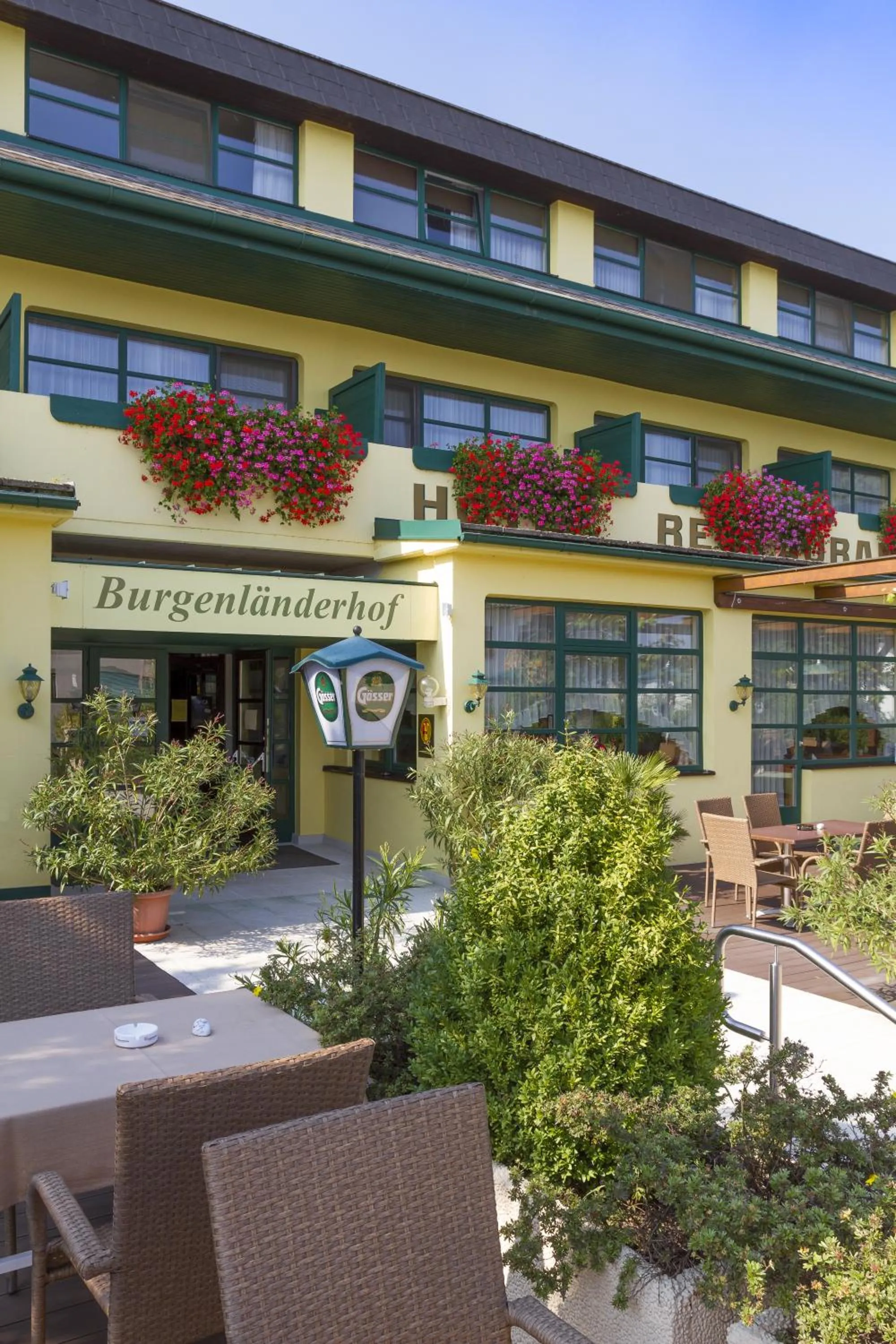 Property building in Burgenländerhof Hotel Garni