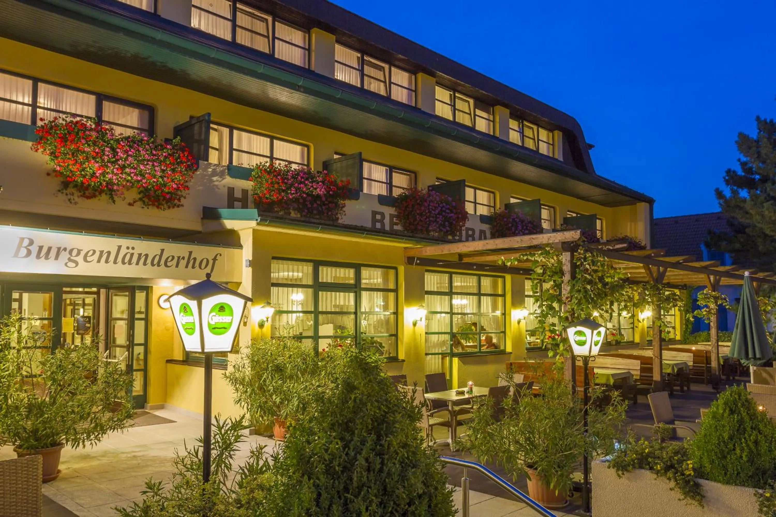 Property building in Burgenländerhof Hotel Garni