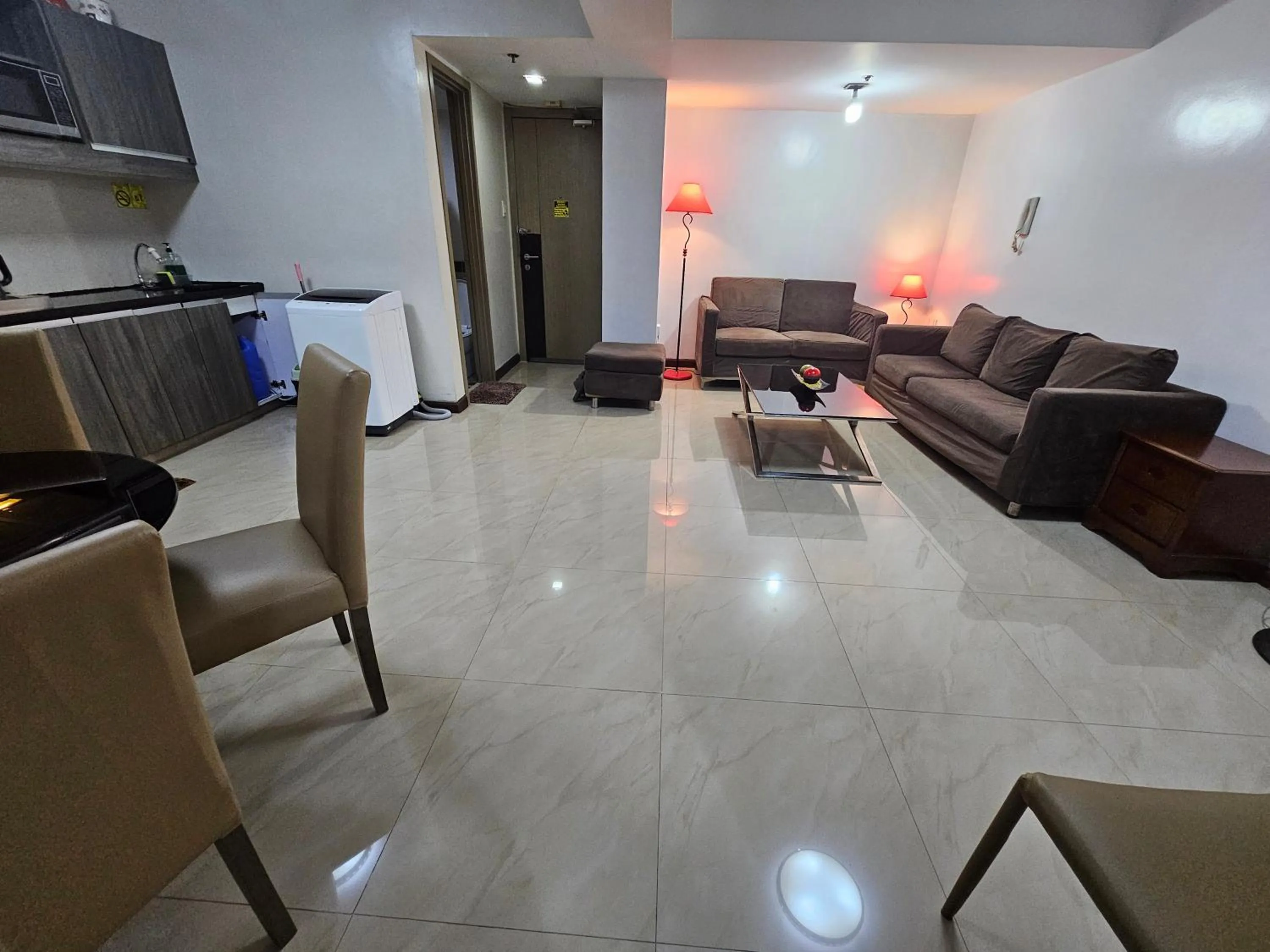 Solemare Parksuites Condominium - Condo R Us