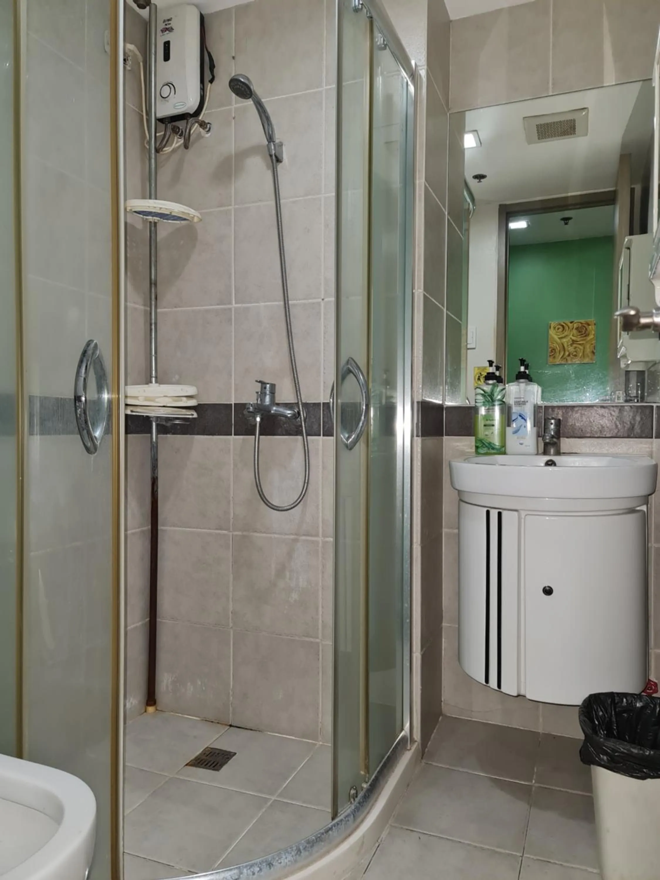 Solemare Parksuites Condominium - Condo R Us